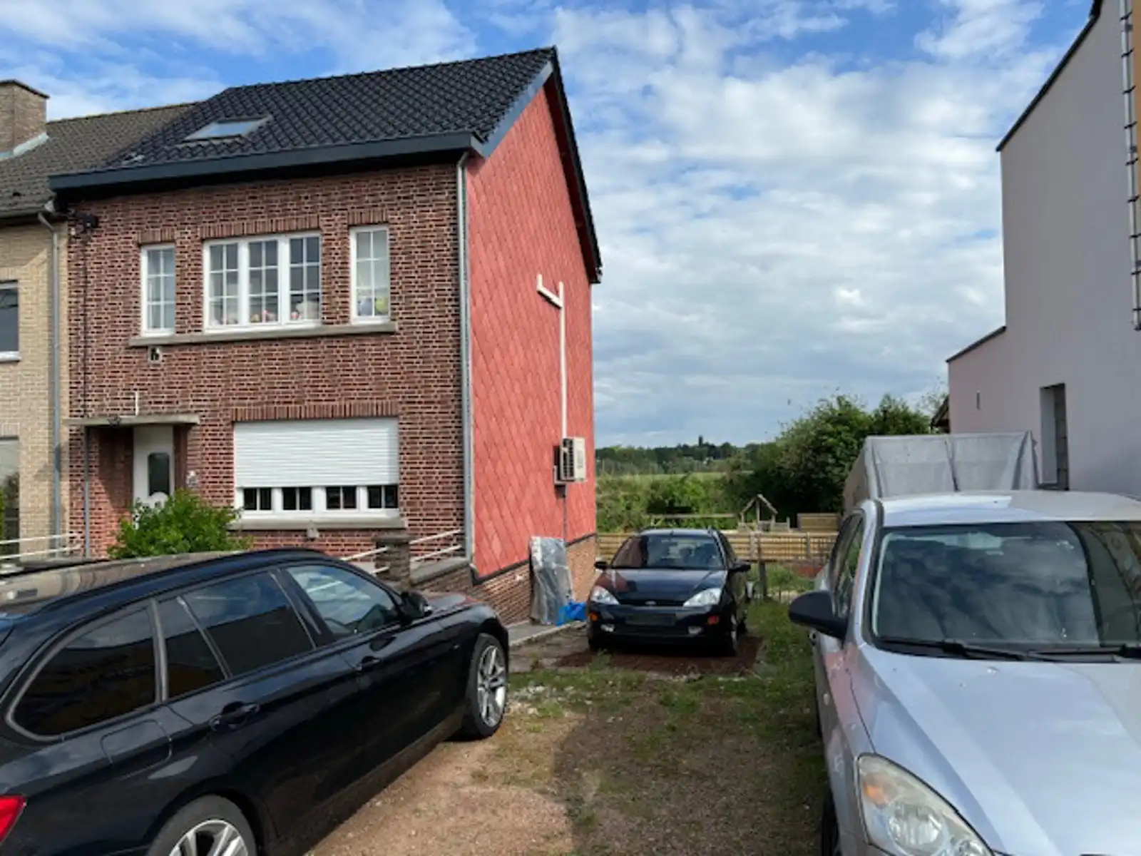 Prachtige woning met naastgelegen bouwgrond foto 3