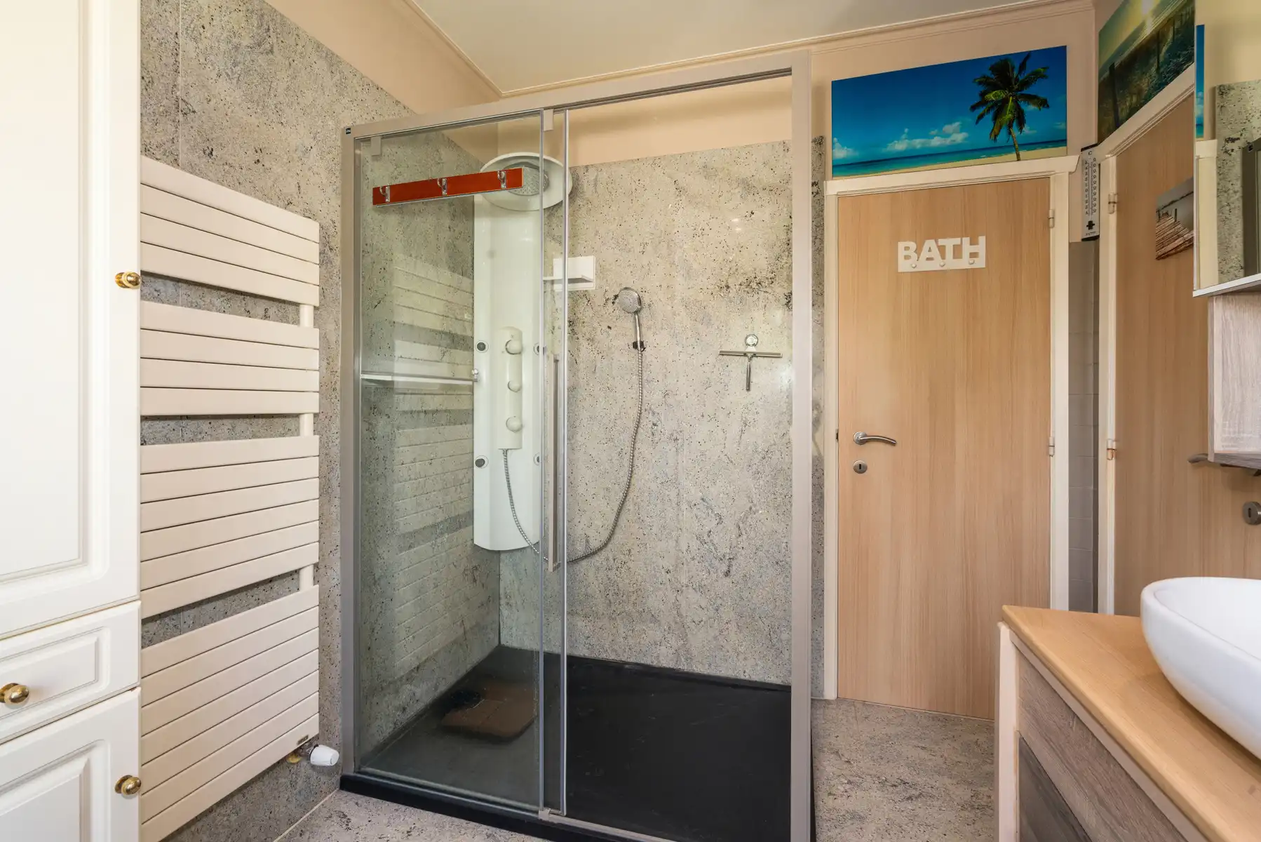 Ruime gelijkvloerse villa op toplocatie in Kortemark foto 18