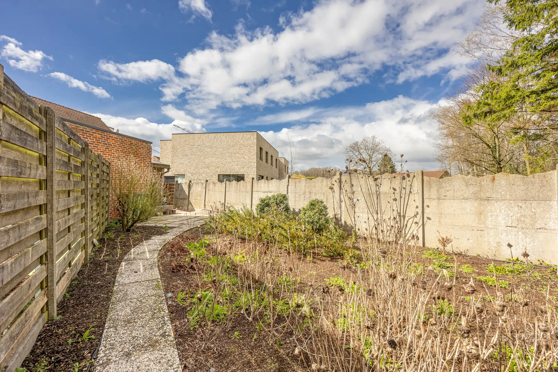 Instapklare woning met 4 slpks en tuin nabij centrum Beerse foto 43