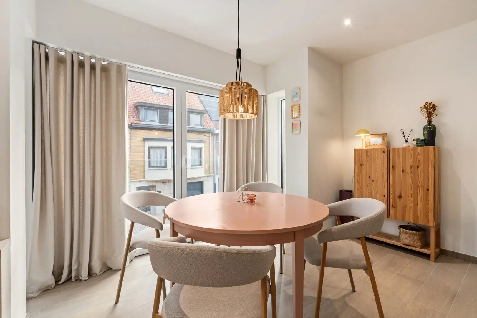 Gerenoveerd appartement met zonnig terras foto 7