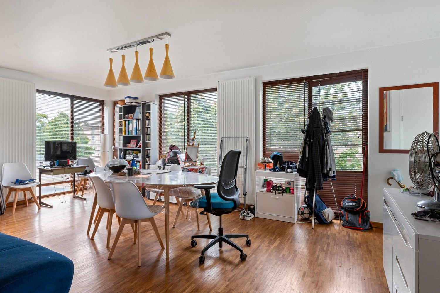 Riant duplex appartement met terras te Borsbeek foto 6