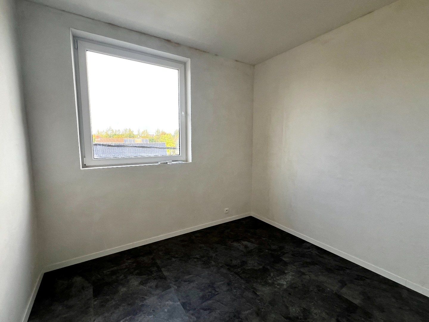 Energiezuinig en instapklaar appartement te huur in hartje Harelbeke! foto 18