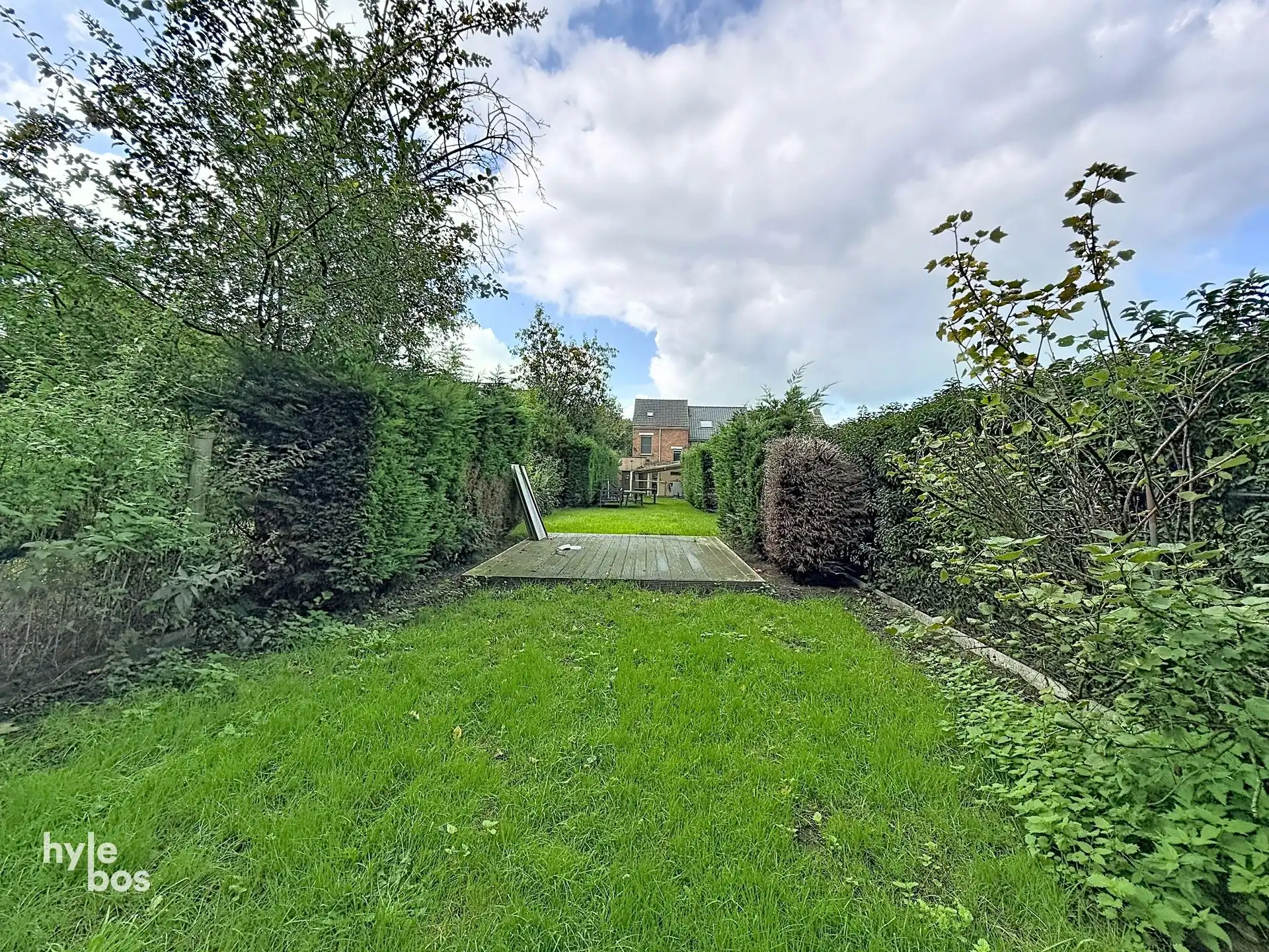 Goed gelegen instapklare woning met twee slaapkamers en mooie tuin foto 20
