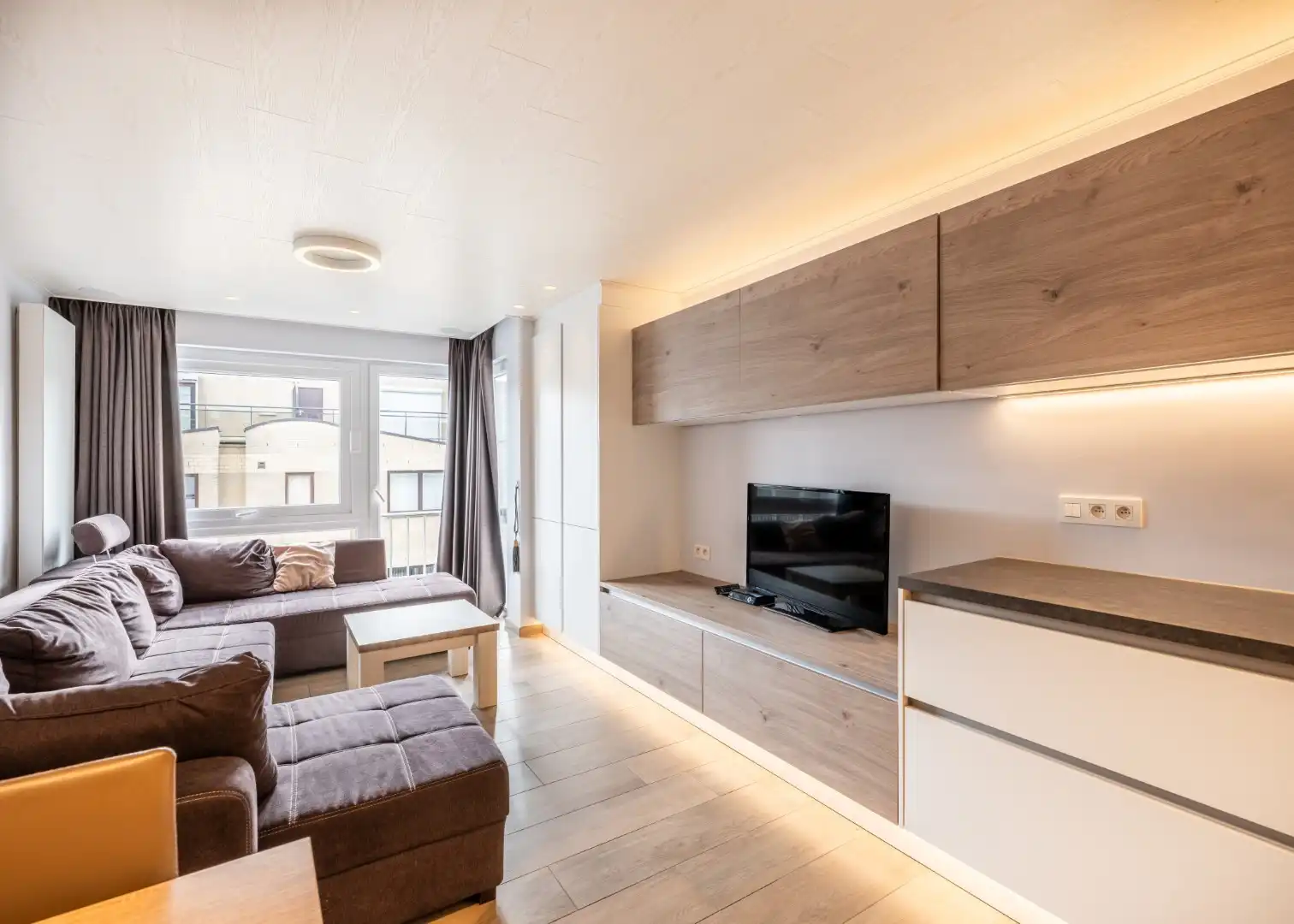 Lucaya - 04.01 foto 2