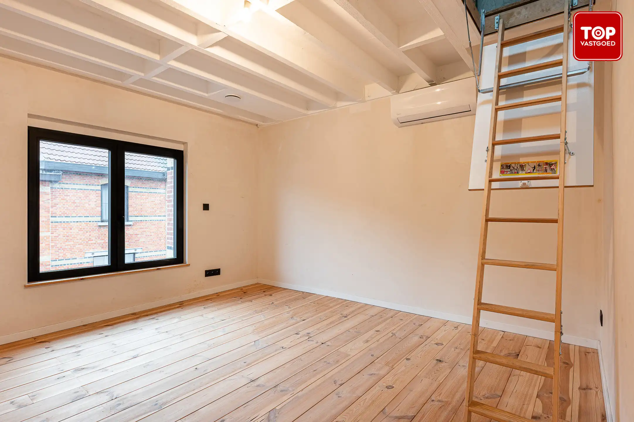 Instapklare, gerenoveerde woning met 3 slaapkamers en terras nabij het centrum van Gent foto 17