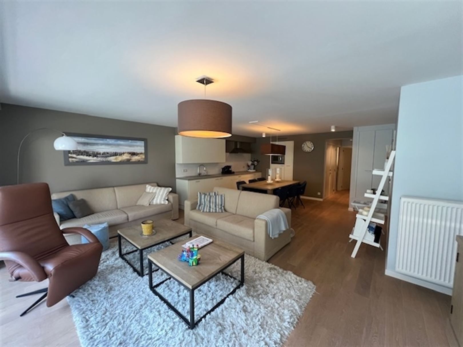 Prachtig afgewerkt  appartement met 2 slaapkamers in topstaat foto 2