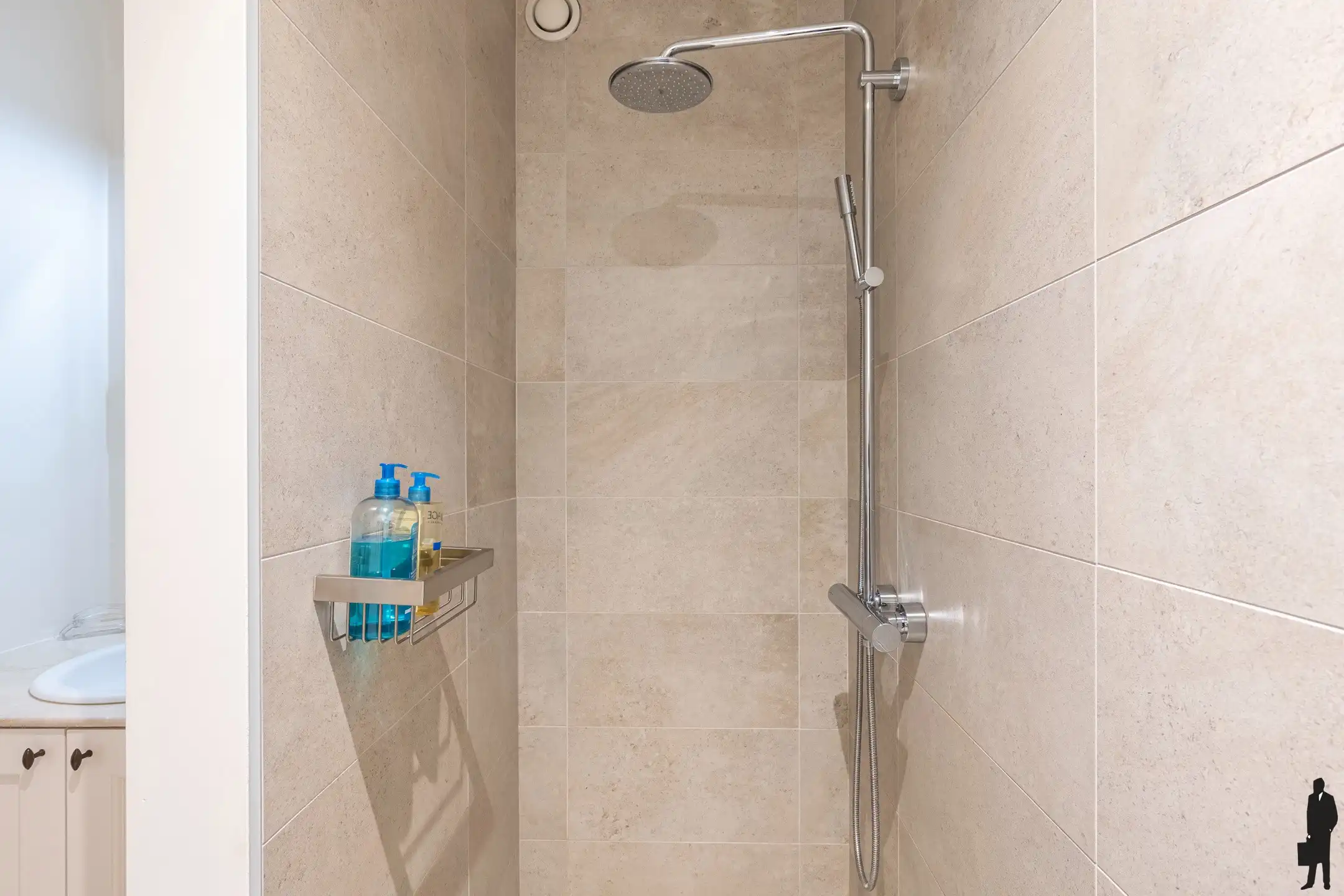 Stijlvol appartement met 2 slpks, 2 badks en zuidterras foto 14