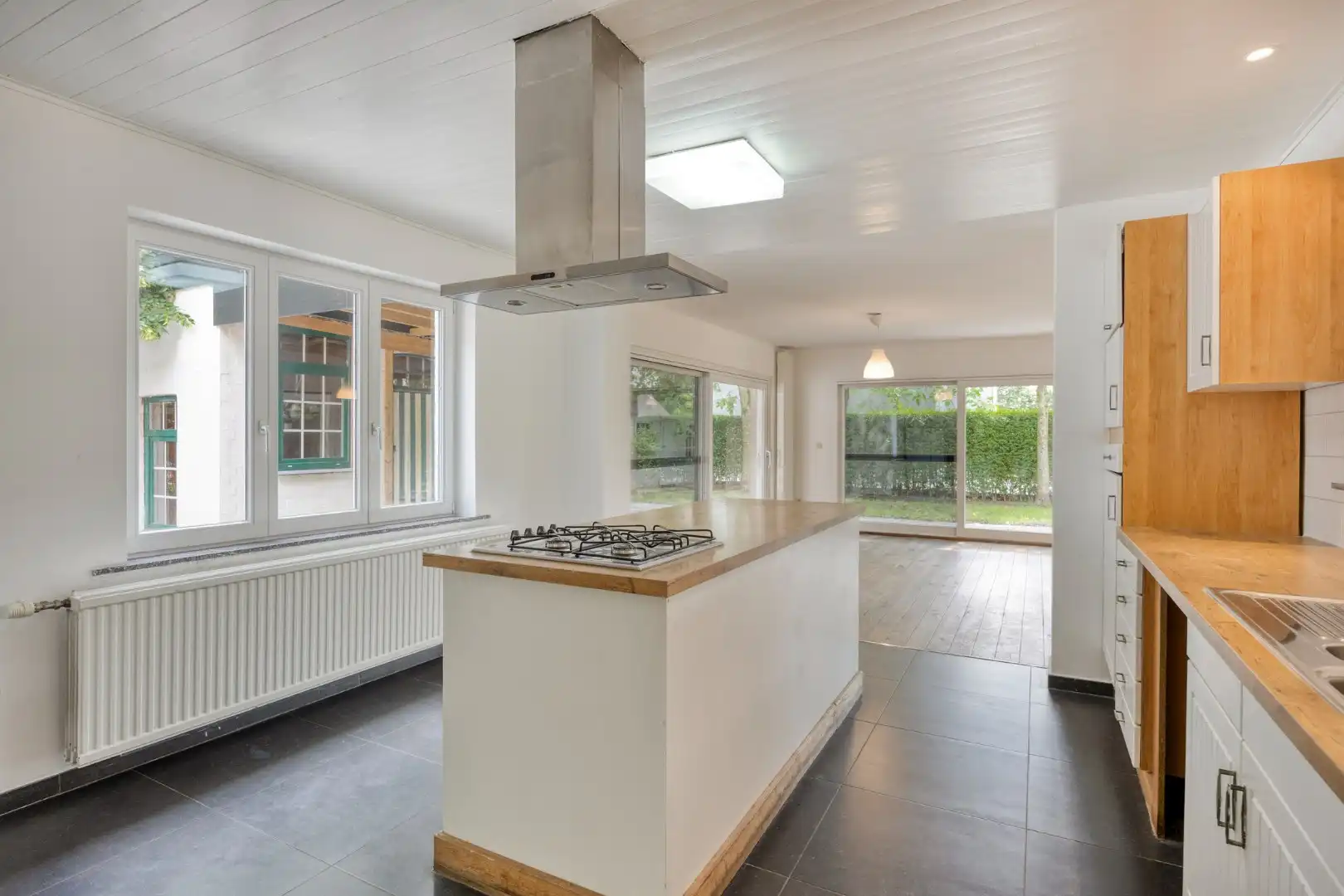 Charmante instapklare woning met 3 slaapkamers op een perceel van 842 m² in Mol !  foto 10