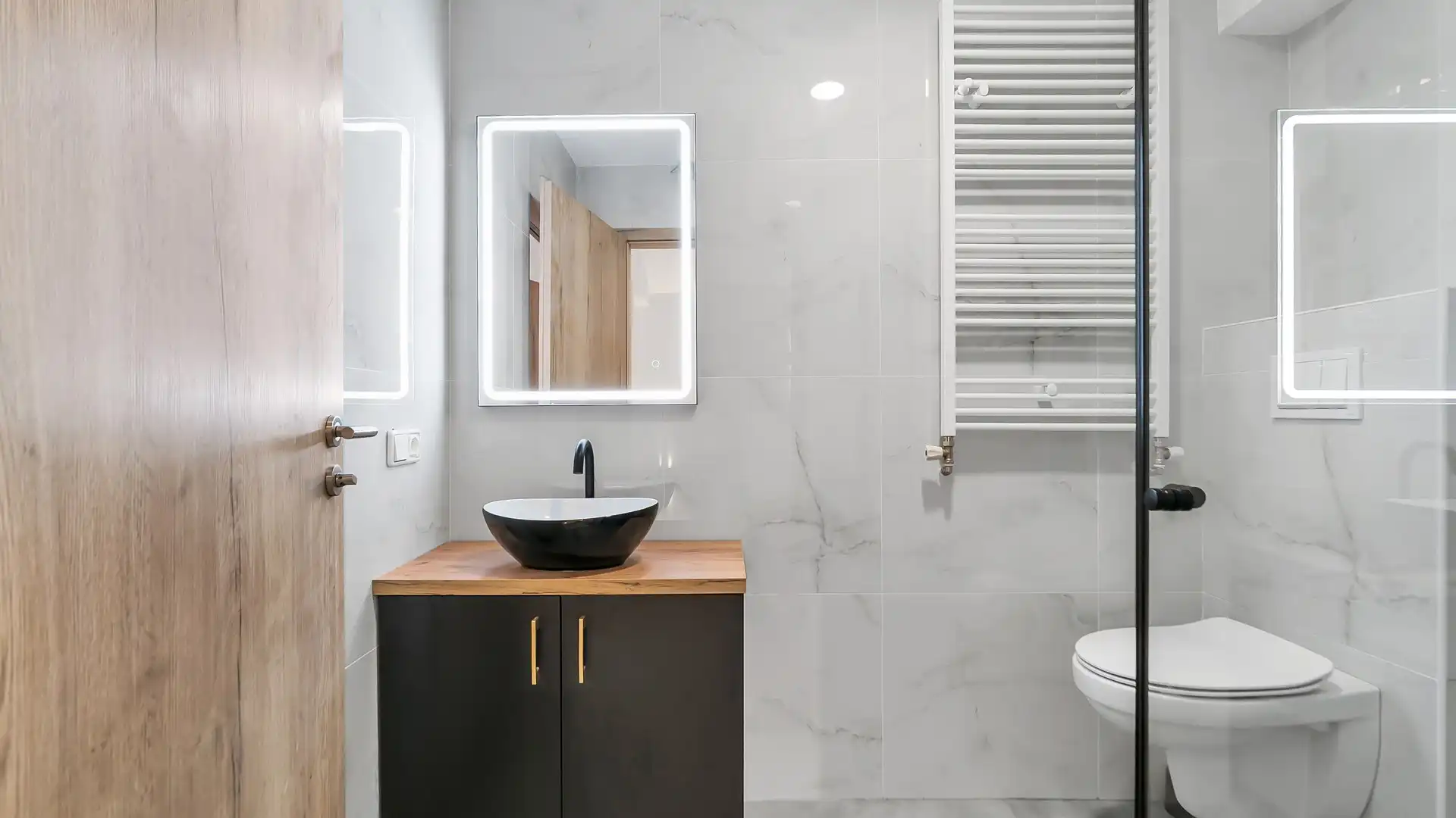 INSTAPKLARE, VOLLEDIG VERNIEUWDE EENGEZINSWONING MET APARTE LEEFUNIT EN PRACHTIG GOED UITZICHT IN HET CHARMANTE GENOELSELDEREN foto 13