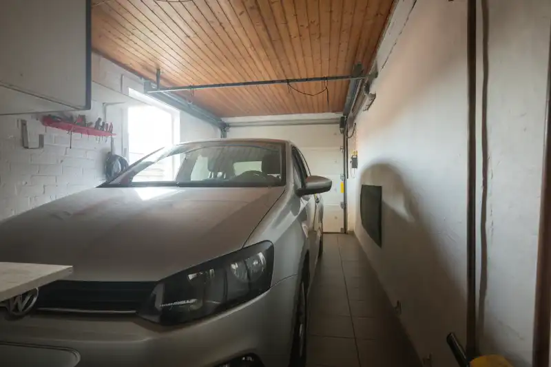 Centraal en toch rustig gelegen woning met tuin, garage en 3 slaapkamers (meer mogelijk); Energielabel D makkelijk haalbaar! foto 8