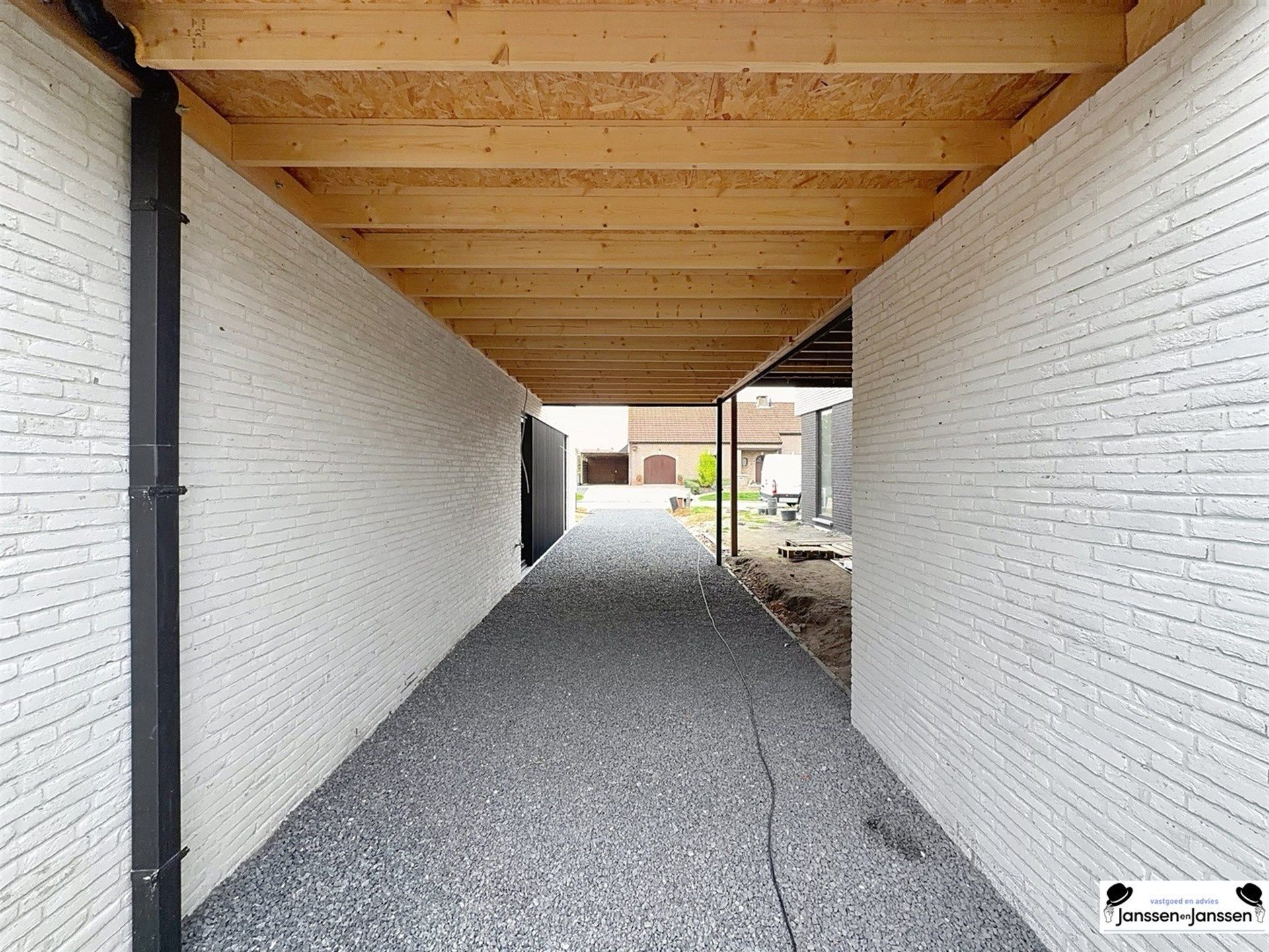 Instapklare, energiezuinige halfopen woning met moderne luxe op toplocatie in Geel foto 24