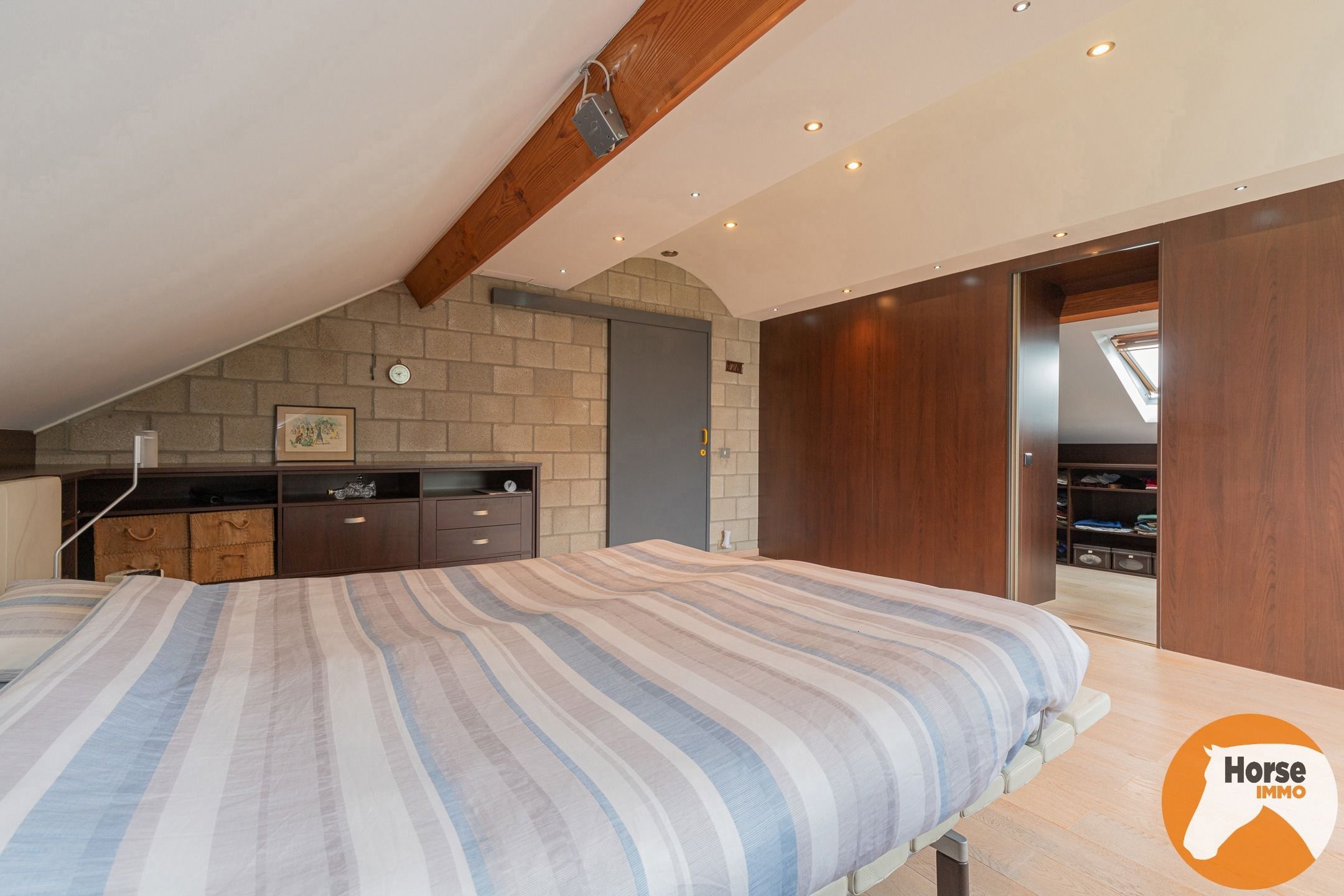 EREMBODEGEM- Ruime gezinswoning met tuin en weide  foto 20