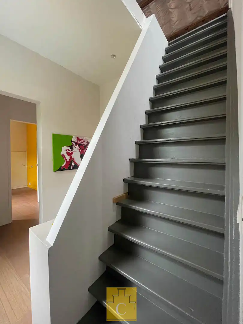 Een woning waar karakter en hedendaagse architectuur elkaar perfect aanvullen. foto 29
