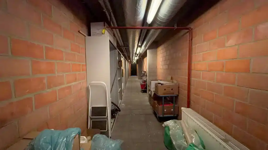 Modern kantoorgebouw te koop nabij oprit R4 in Gent foto 23