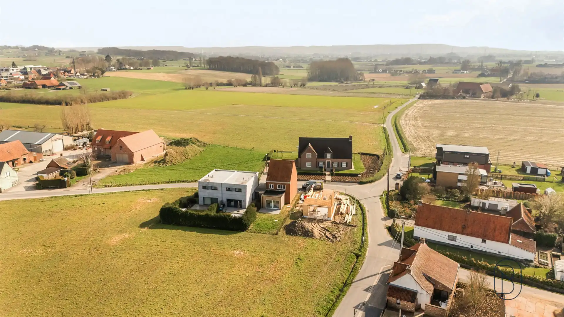 Instapklare woning met tuin en open zicht foto 21