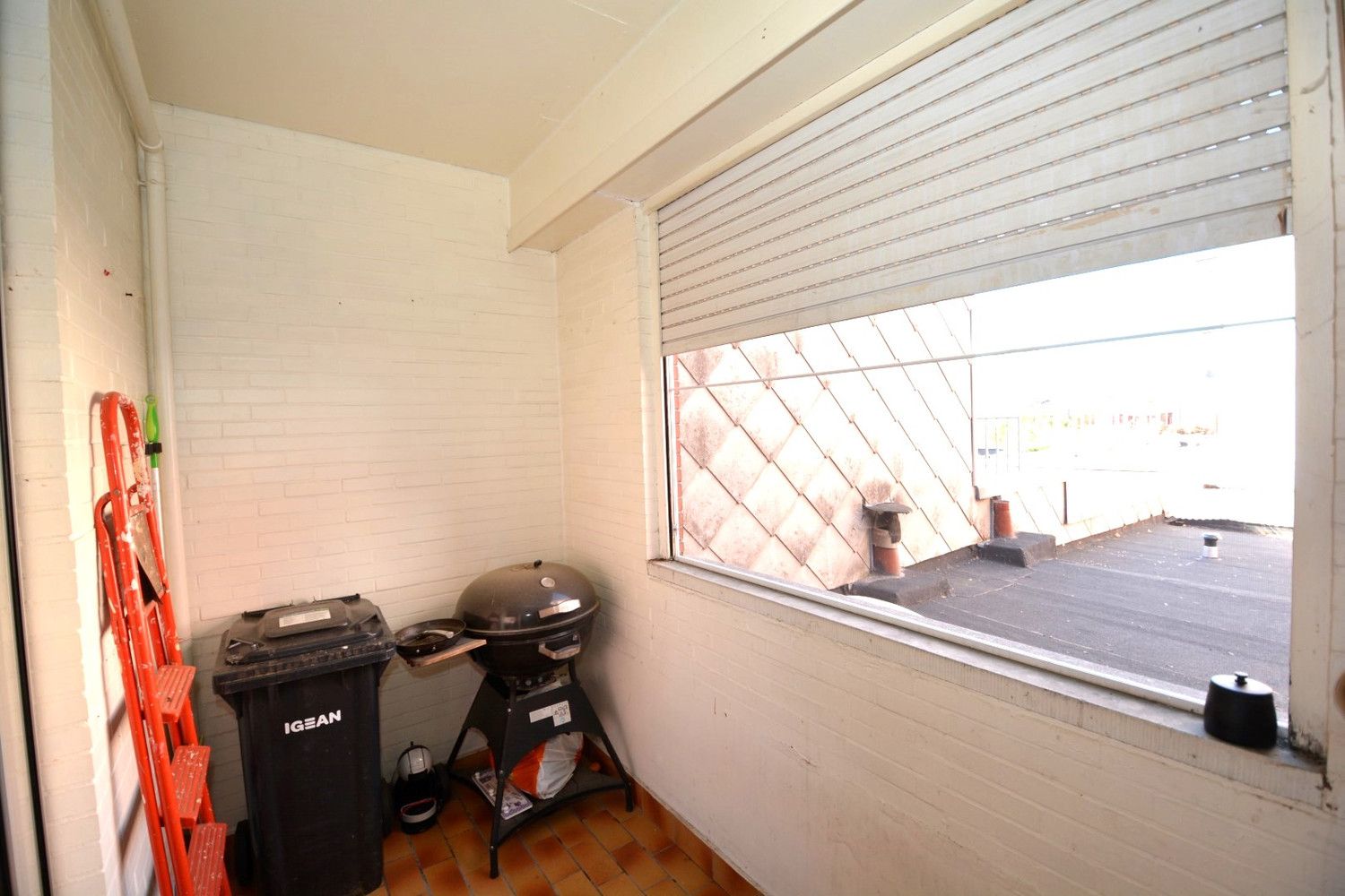 RUIM APPARTEMENT MET 3 SLK TE CENTRUM RANST! foto 10