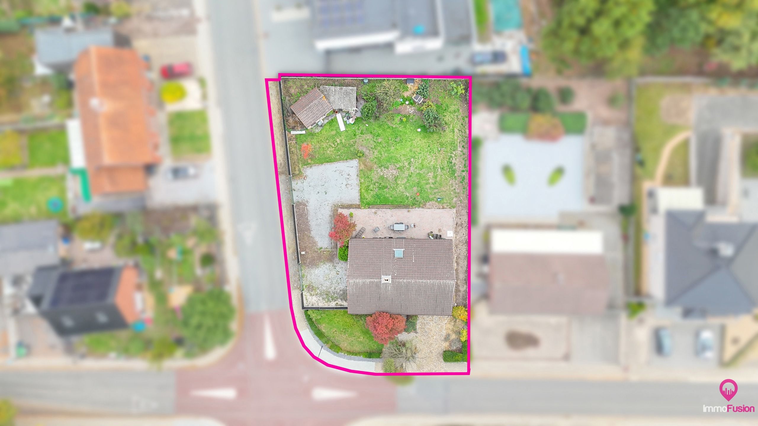 Prachtige landelijke woning met grote omheinde tuin en 3 slpk! foto 47