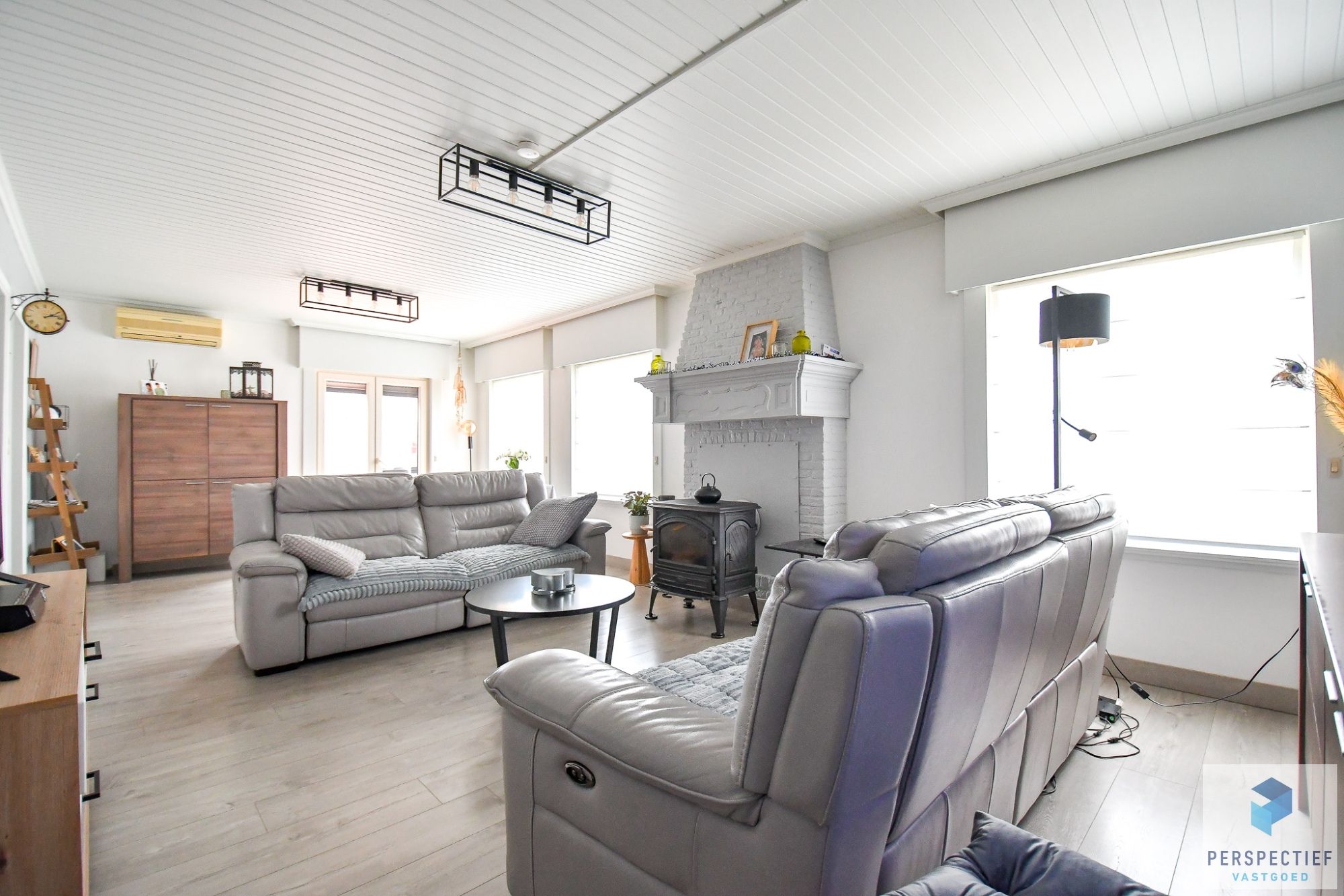 UITSTEKEND GELEGEN GELIJKVLOERSE WONING met 4 slaapkamers en tuin foto 8