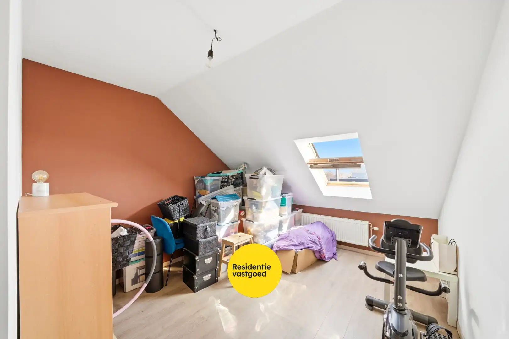 Instapklare woning met zicht op de vaart in Oudenburg foto 15