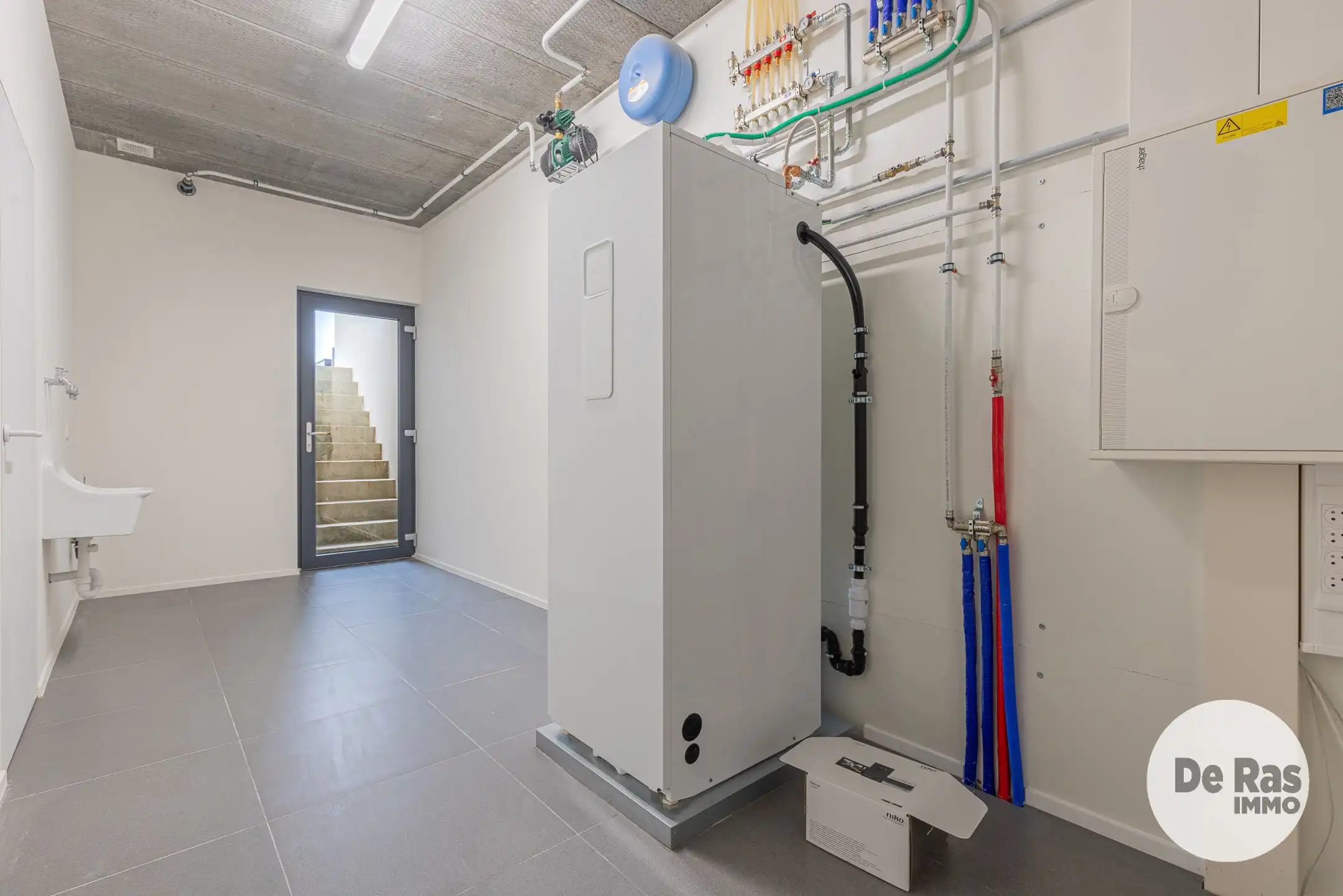 EREMBODEGEM - Nieuwbouw met 3 kamers, dubbele garage en tuin foto 7