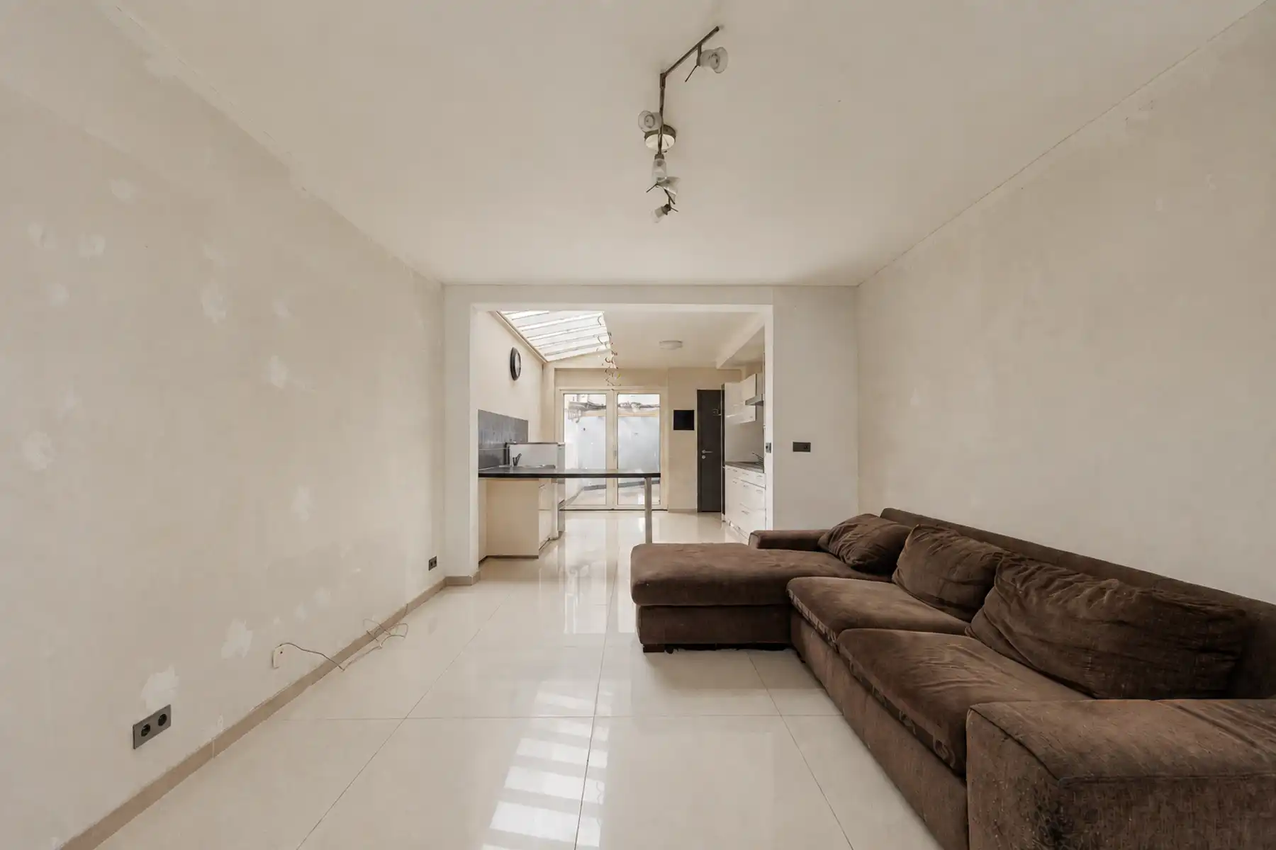 Woning met veel potentieel foto {{pictureIndex}}