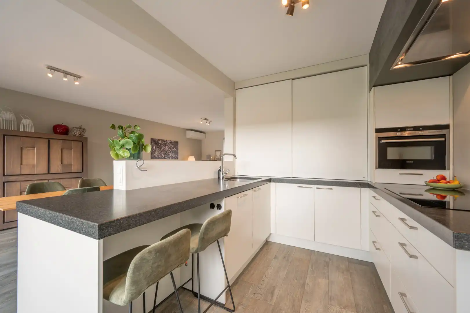 Instapklare en rustig gelegen woning met 3 slaapkamers foto 8