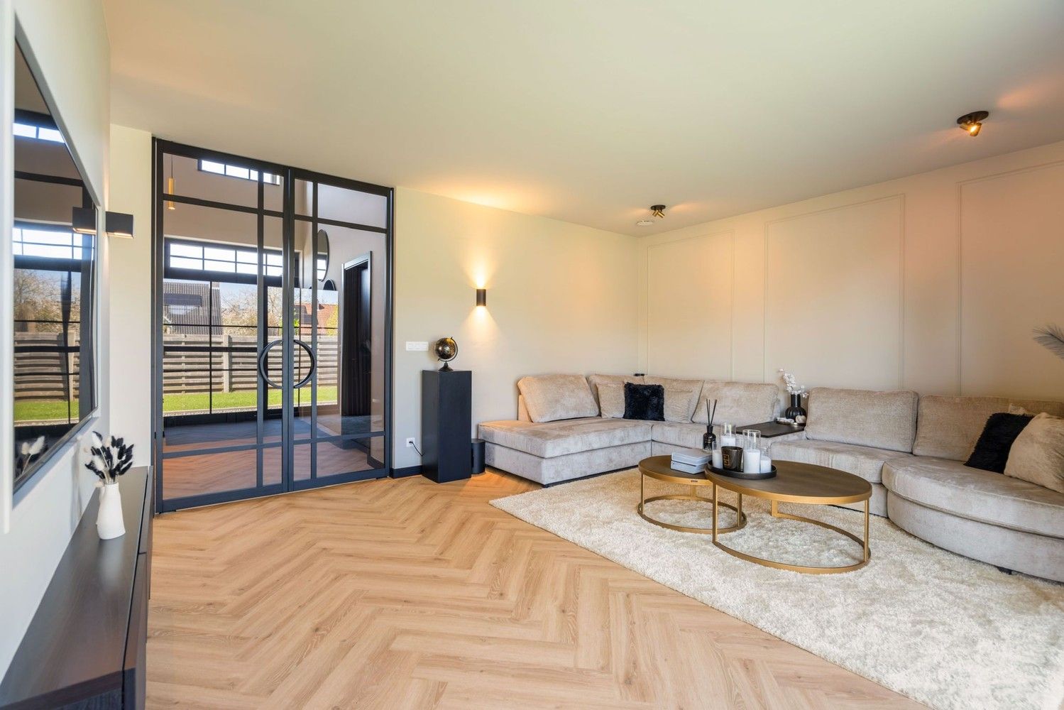 Prachtig luxueuze villa met hoogwaardige materialen in een doodlopende straat te Achel foto 6