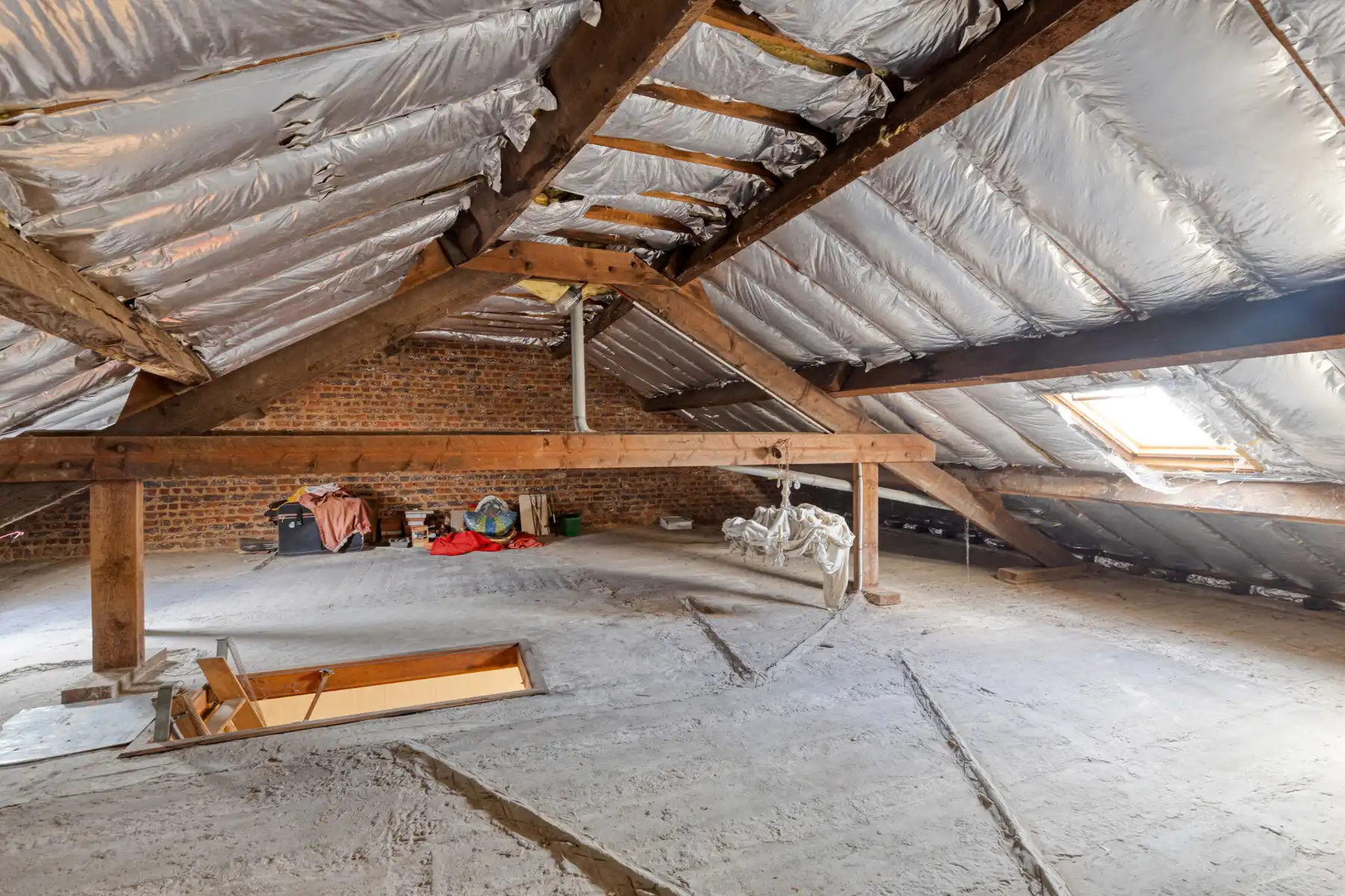 Solide woning met 4 slaapkamers, garage en tuin! foto 18