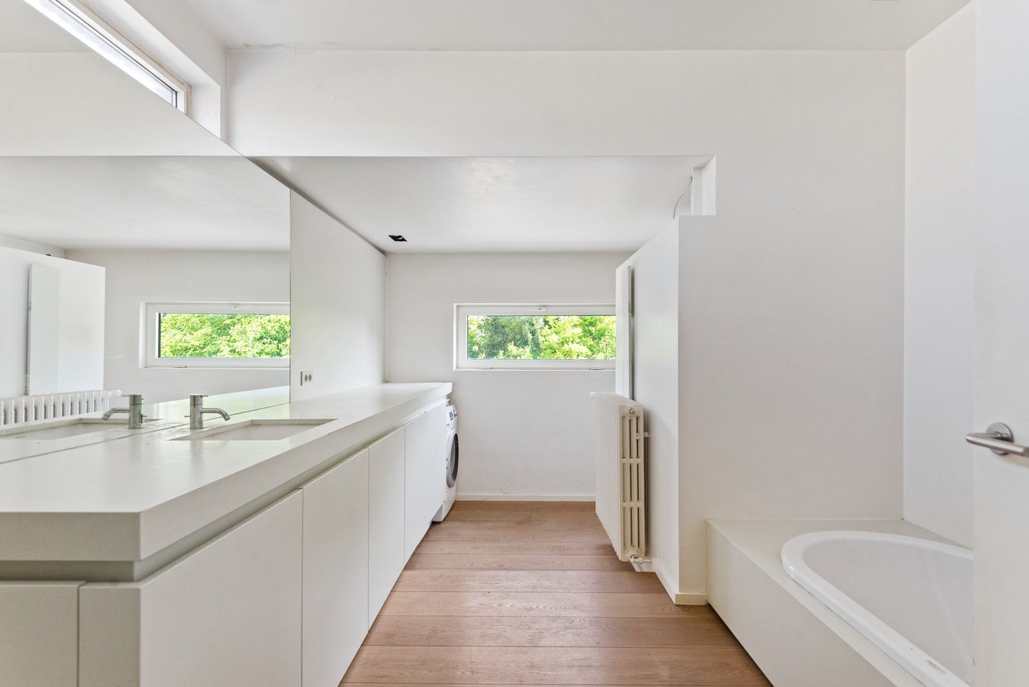 Vrijstaande en gemoderniseerde woning foto 14