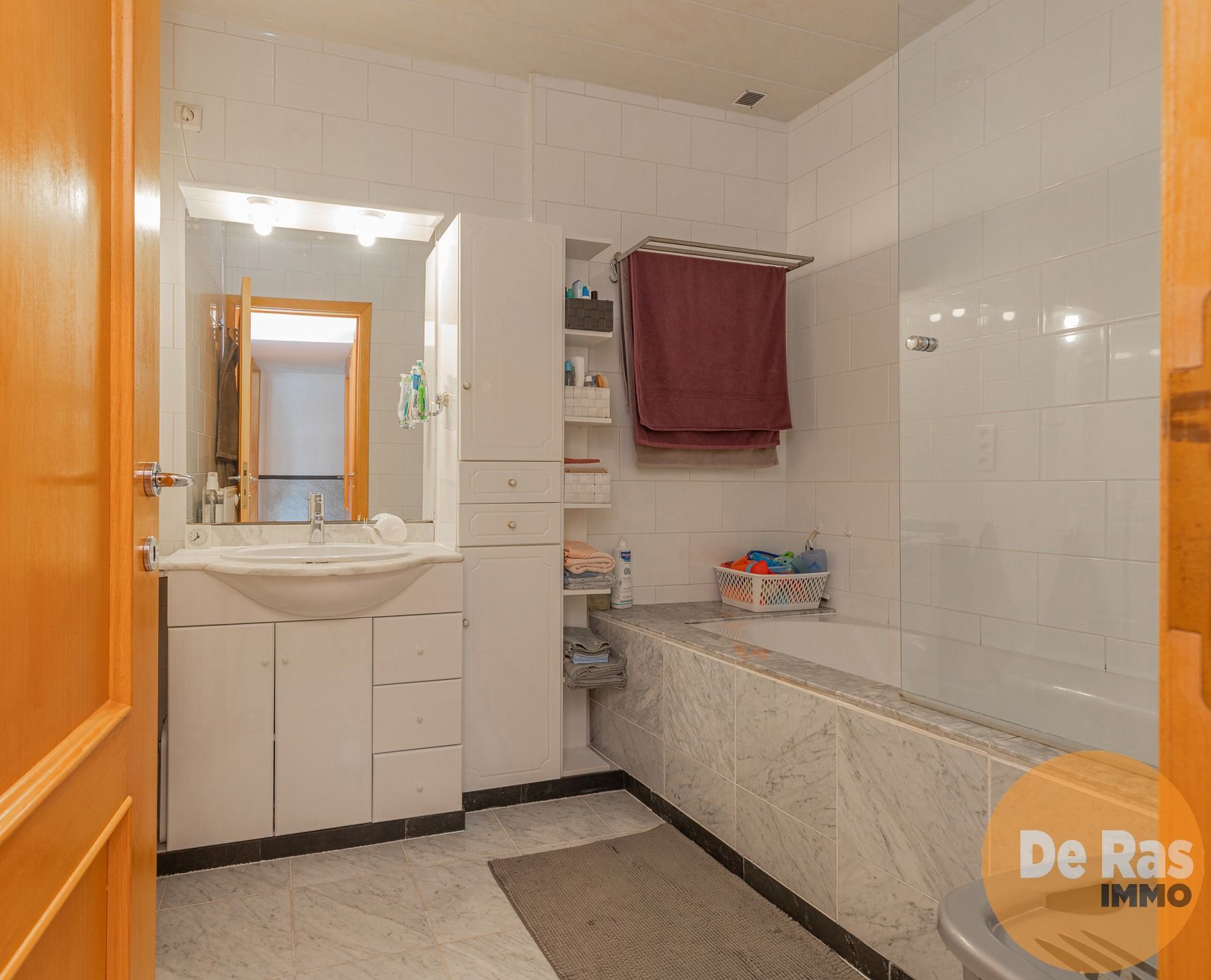 WICHELEN - Perfect instapklare woning op een rustige locatie foto 11
