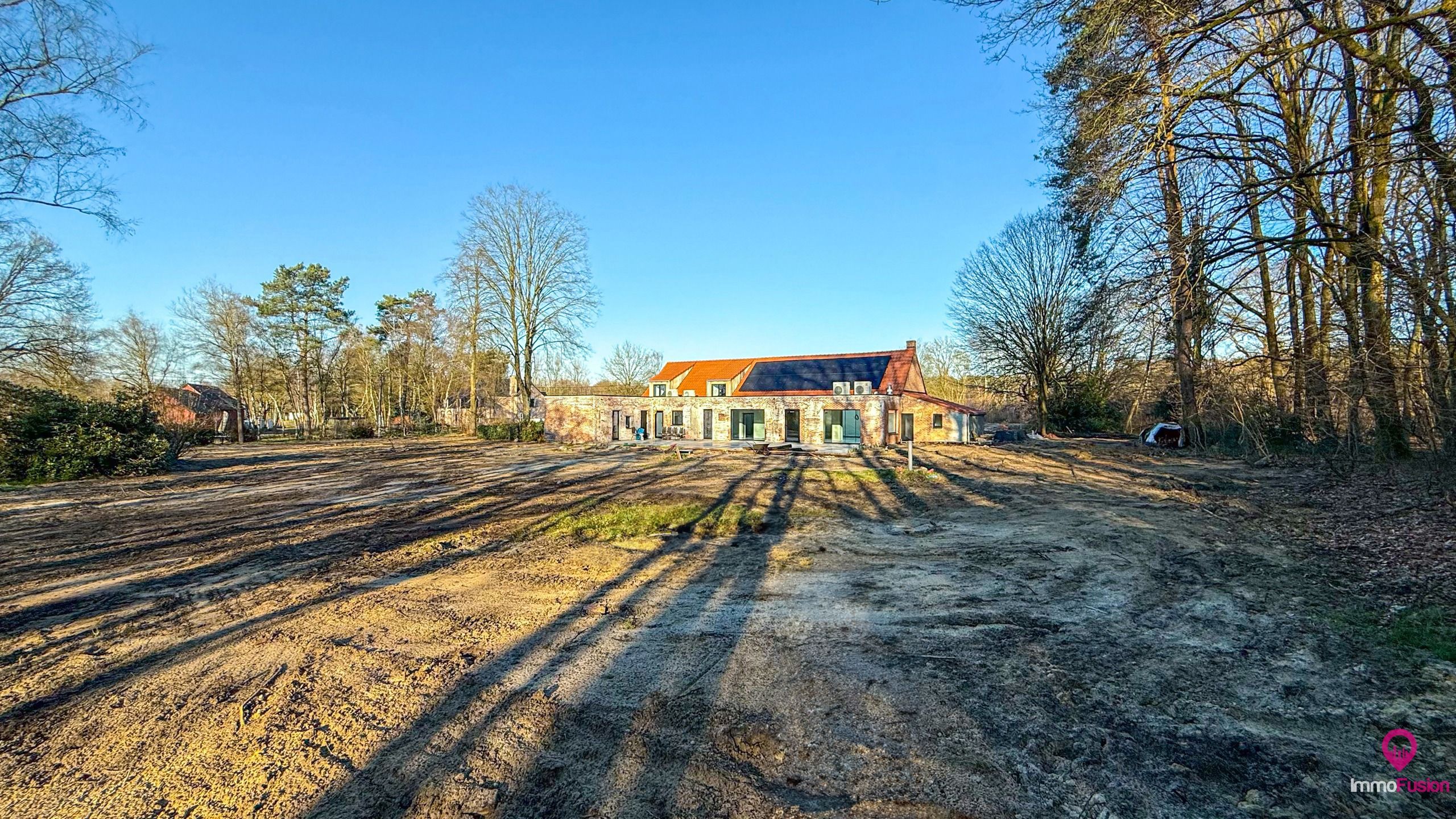 Multifunctioneel horecapand op een perceel van 1.9 hectare! foto 53