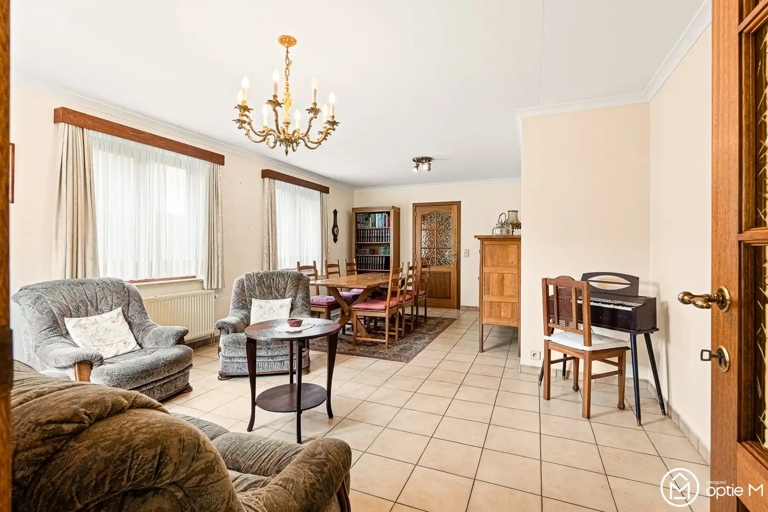 Ruime woning met tuin te koop op een toplocatie in Hasselt foto 4
