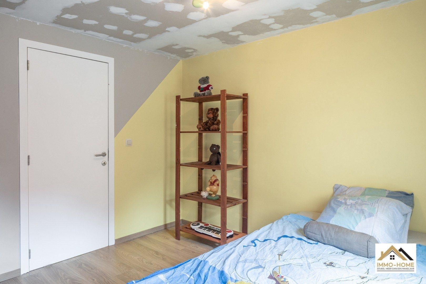 Gerenoveerde Gesloten bebouwing nabij centrum van Lokeren foto 20