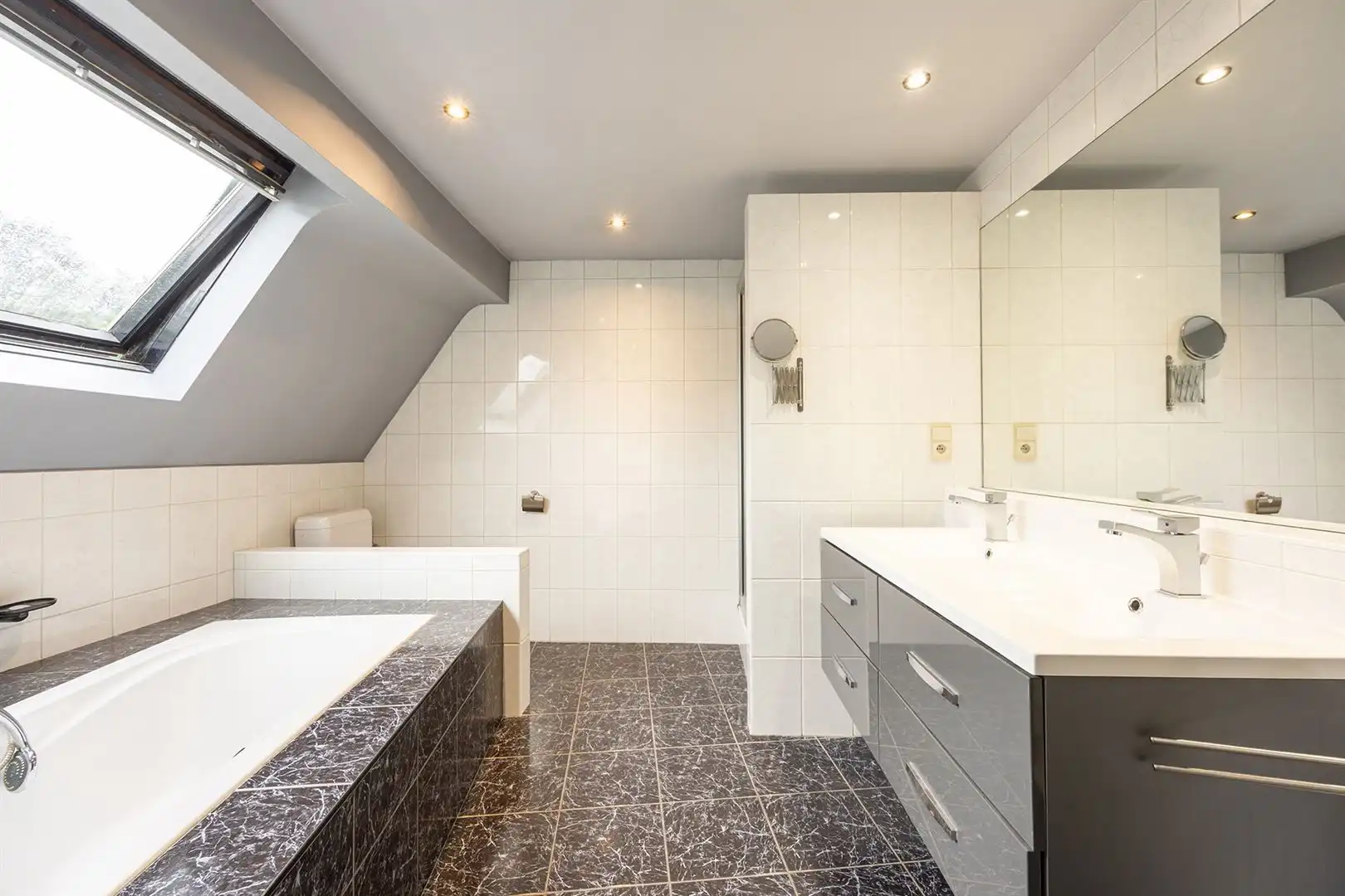     Charmante gezinswoning op een absolute toplocatie  foto 21