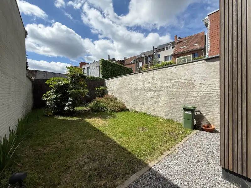 Prachtig gerenoveerd duplex appartement met zonnige tuin nabij Overpoort en Citadelpark foto 3