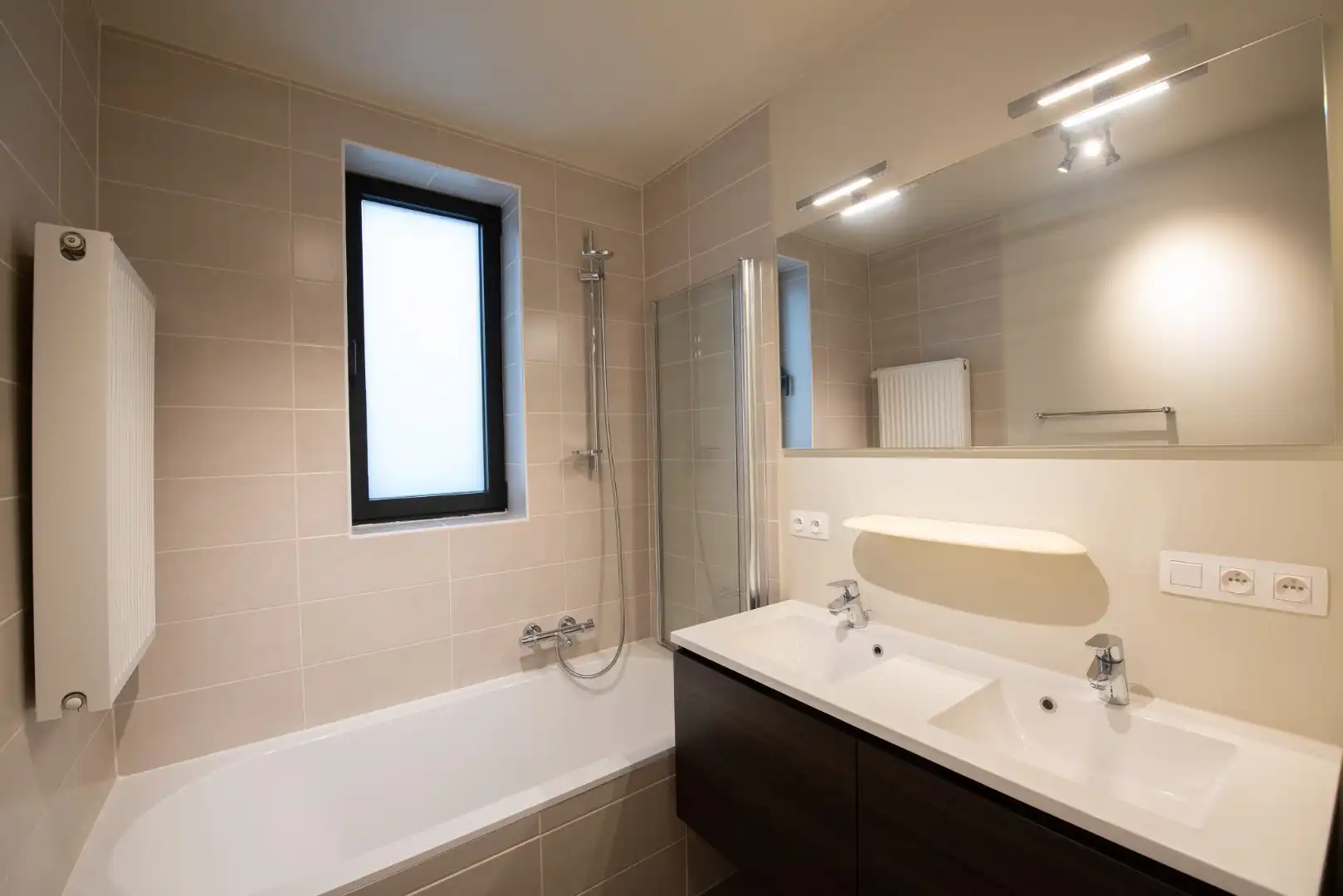 TE HUUR: Appartement in het centrum van Waregem – Meersstraat 78A bus 31 ✨ foto 9