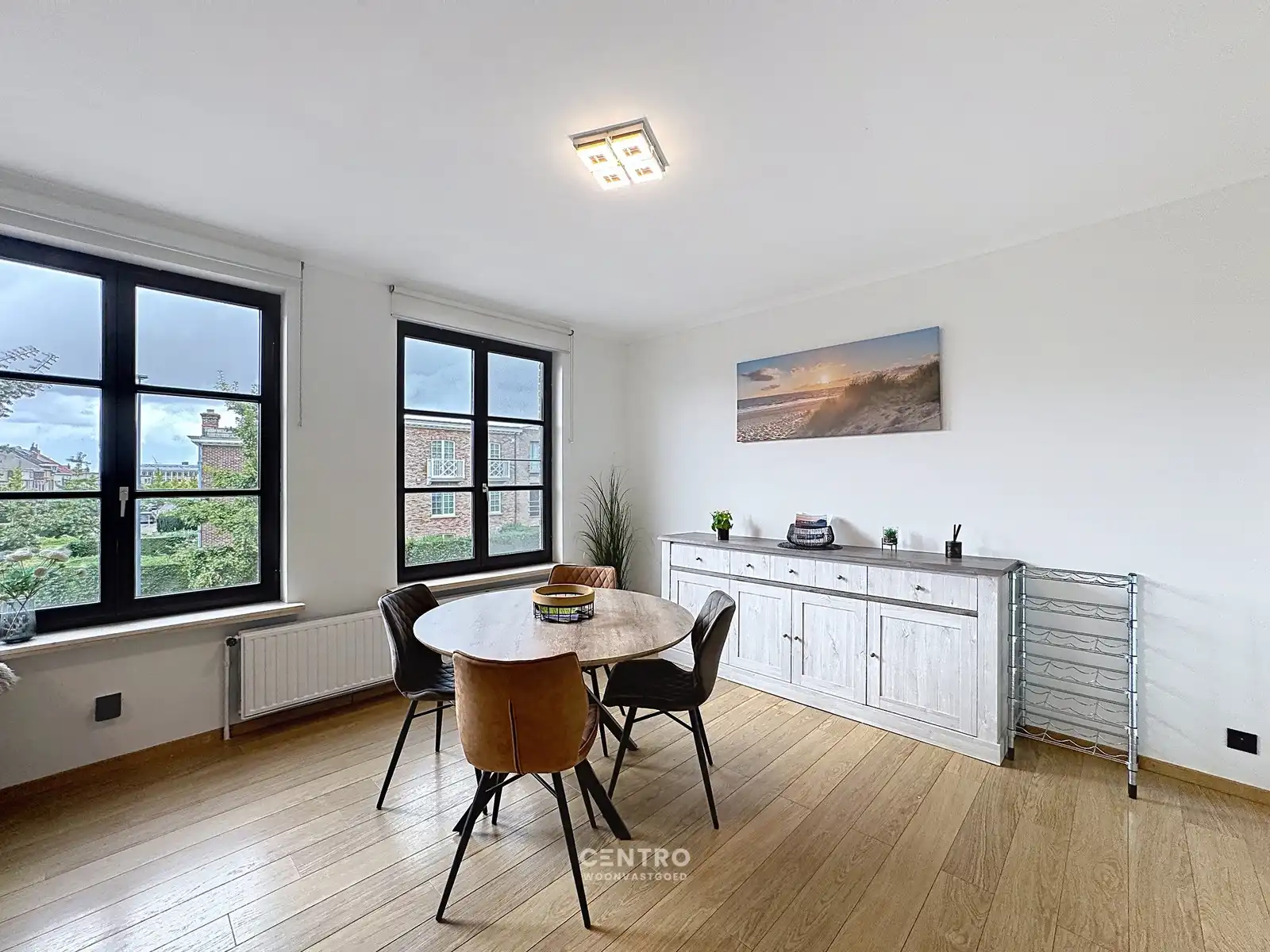 Interessant appartement met 2 RUIME slpks op LEUKE ligging! foto 4