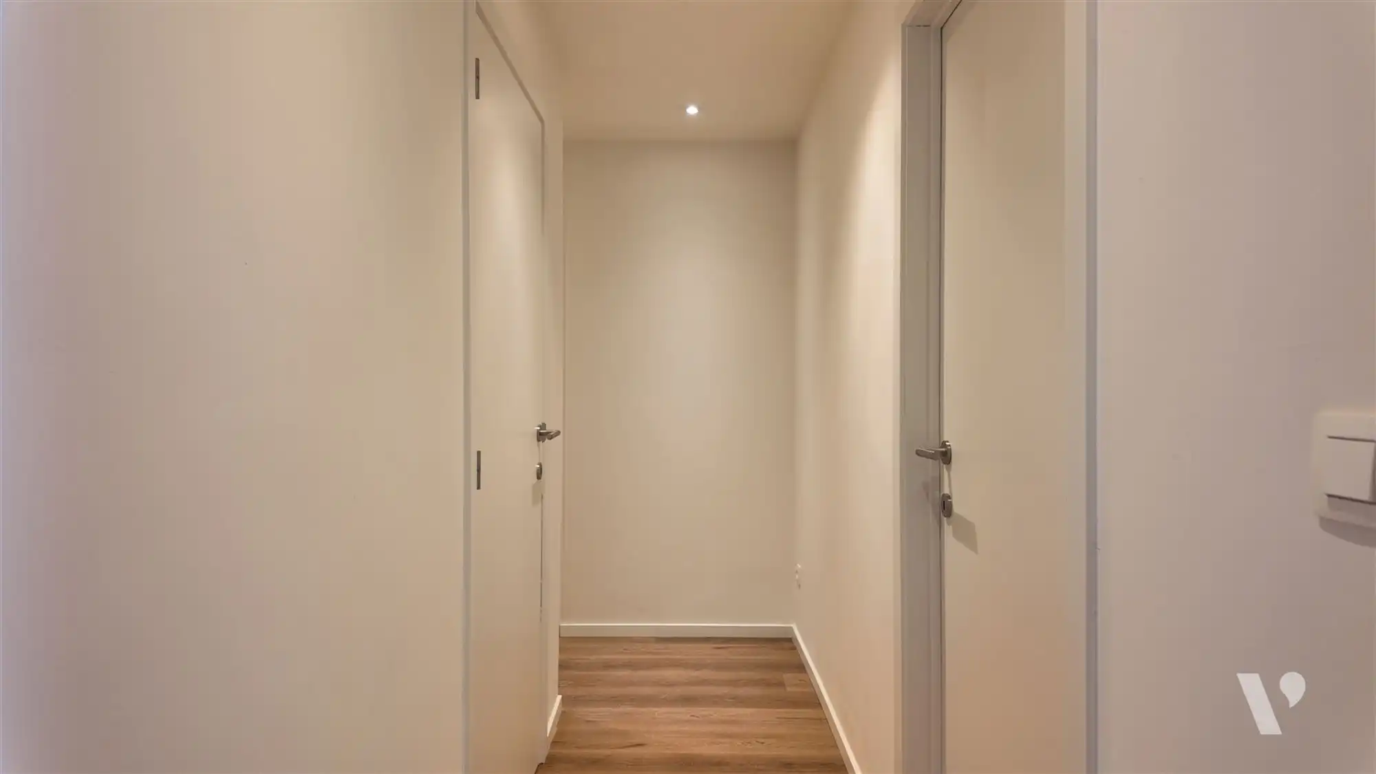 Gerenoveerd appartement in centrum met ruim terras foto 5