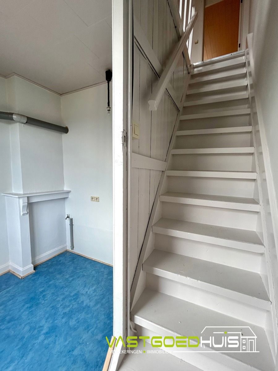 Vernieuwde stadswoning met 3 slaapkamers foto 16