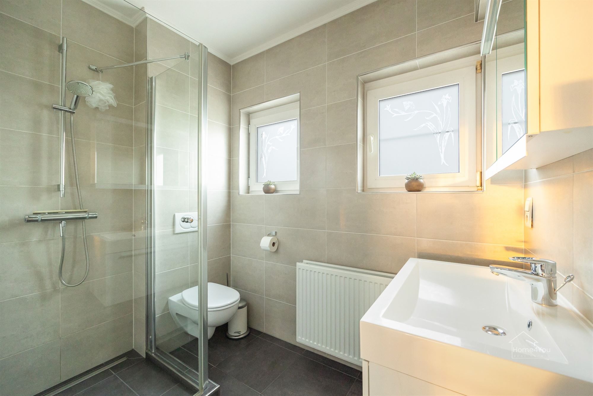 Instapklare Gezinswoning met 3 slaapkamers, Zuidtuin en EPC B label foto 17