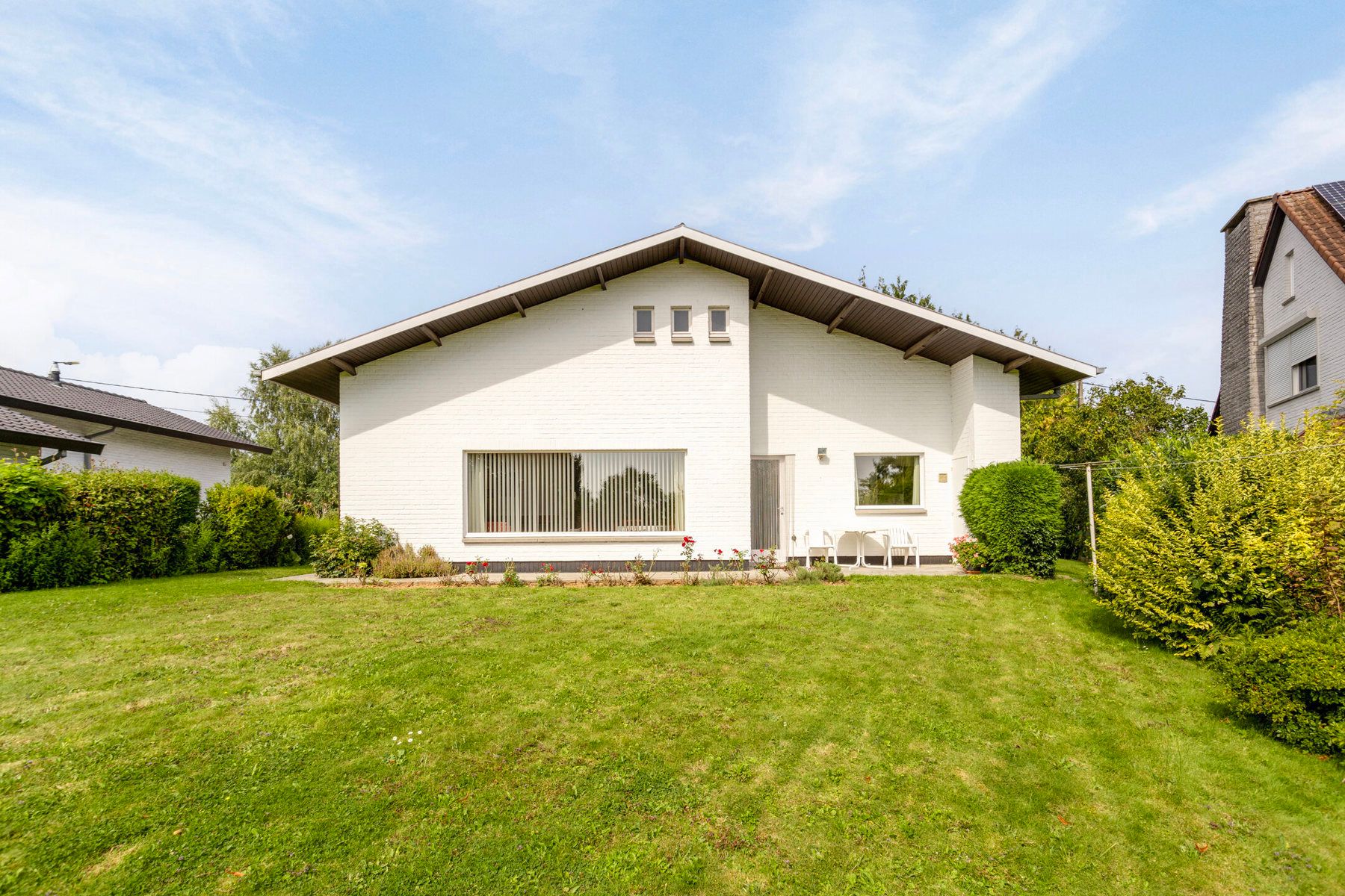 Rustig gelegen bungalow met 3 slaapkamers foto 6