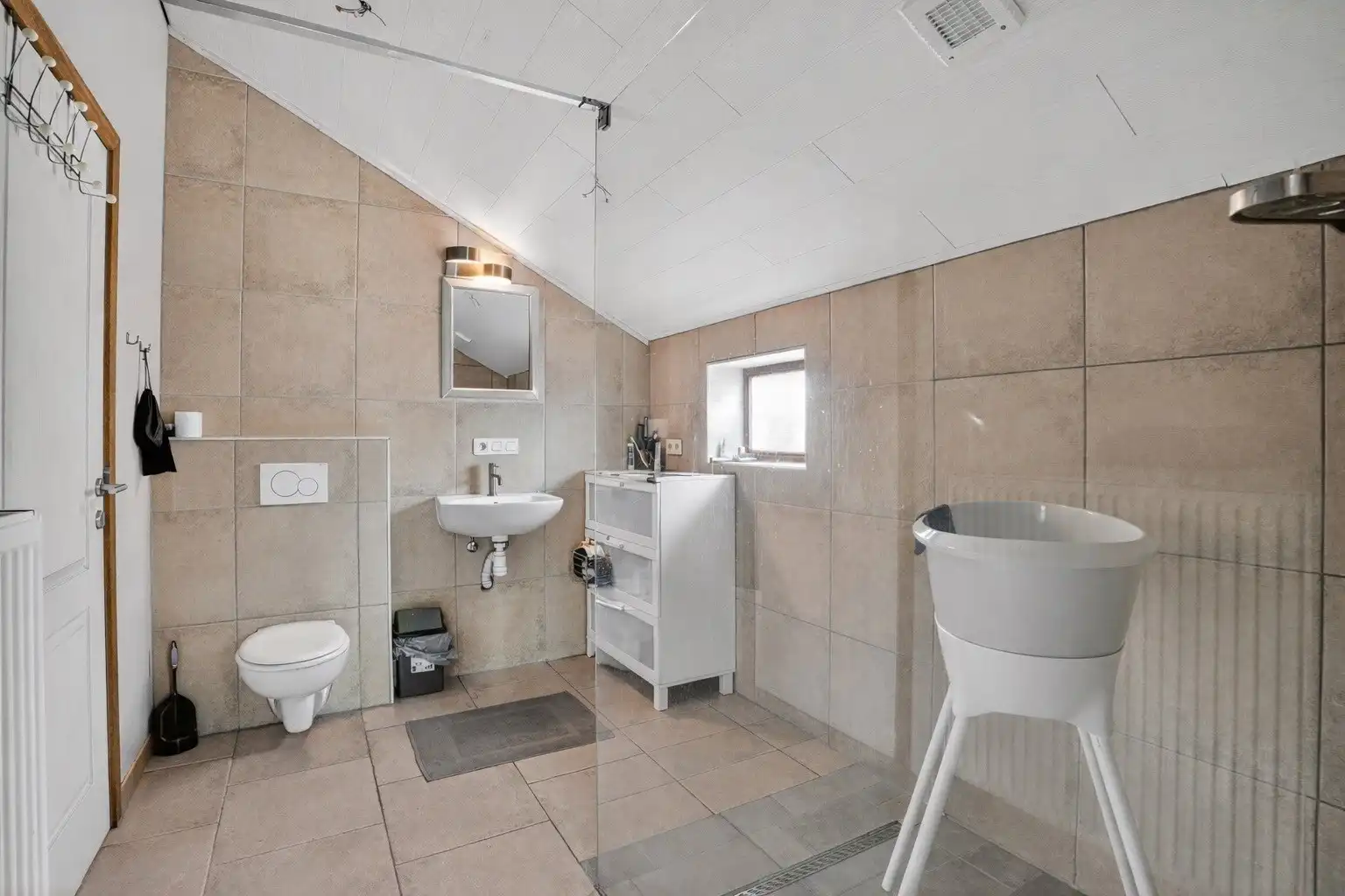 Instapklare woning op ruim perceel (880 m²) met prachtig landelijk uitzicht in Merkem foto 18