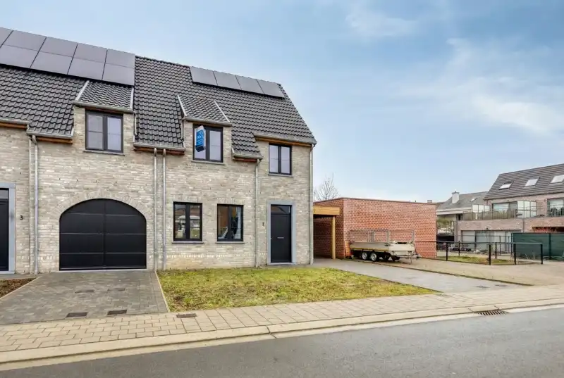 Nieuwbouwwoning foto 2