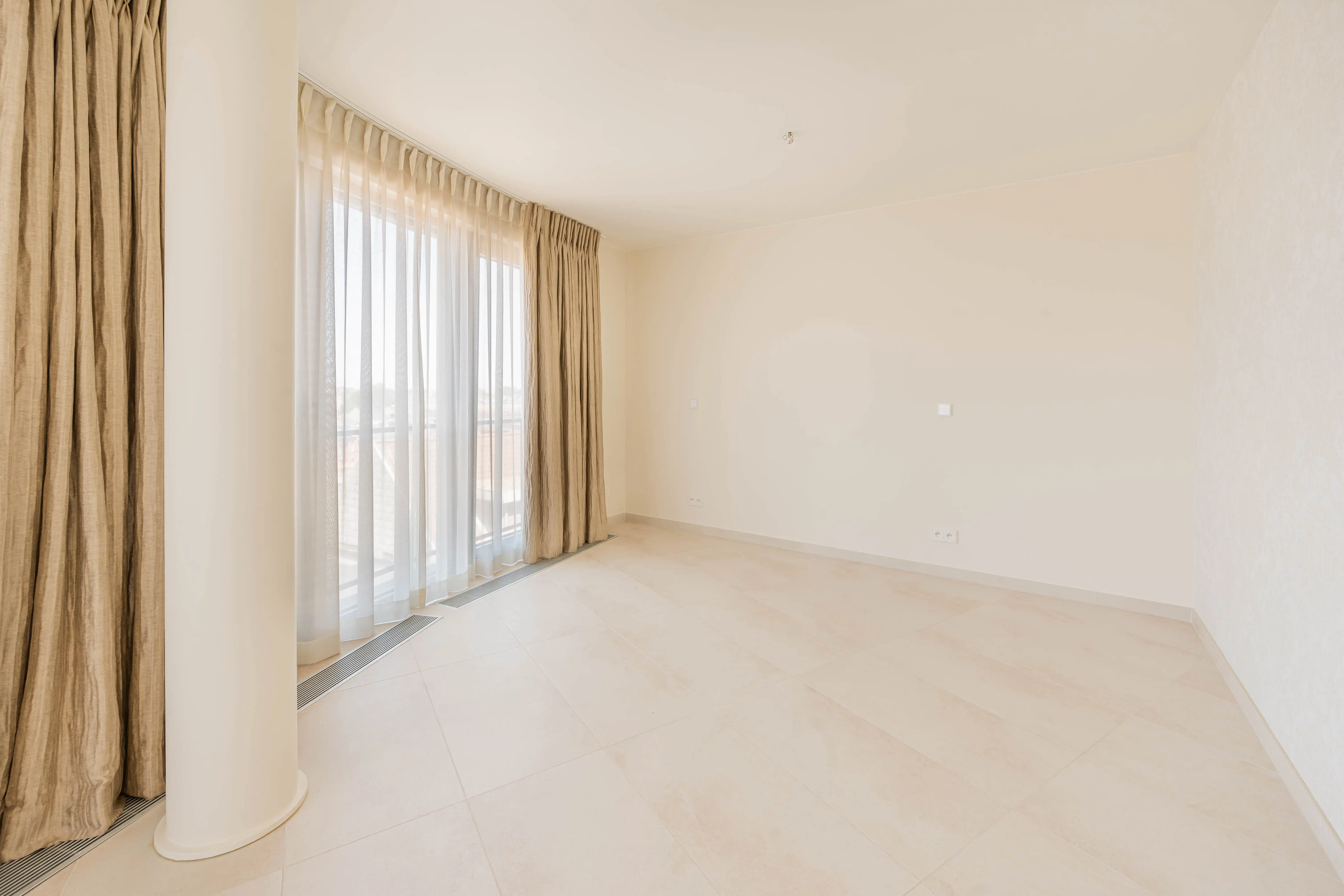 High-end serviceflat in hartje Willebroek foto 17