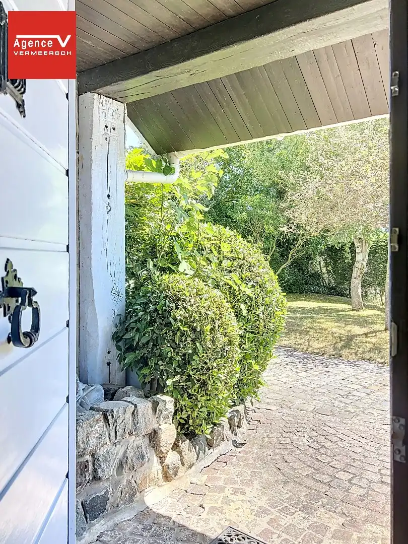 Uitzonderlijk gelegen Cottagestijl woning op Zuidwest gericht perceel  van 588m² te Oostende.  foto 4