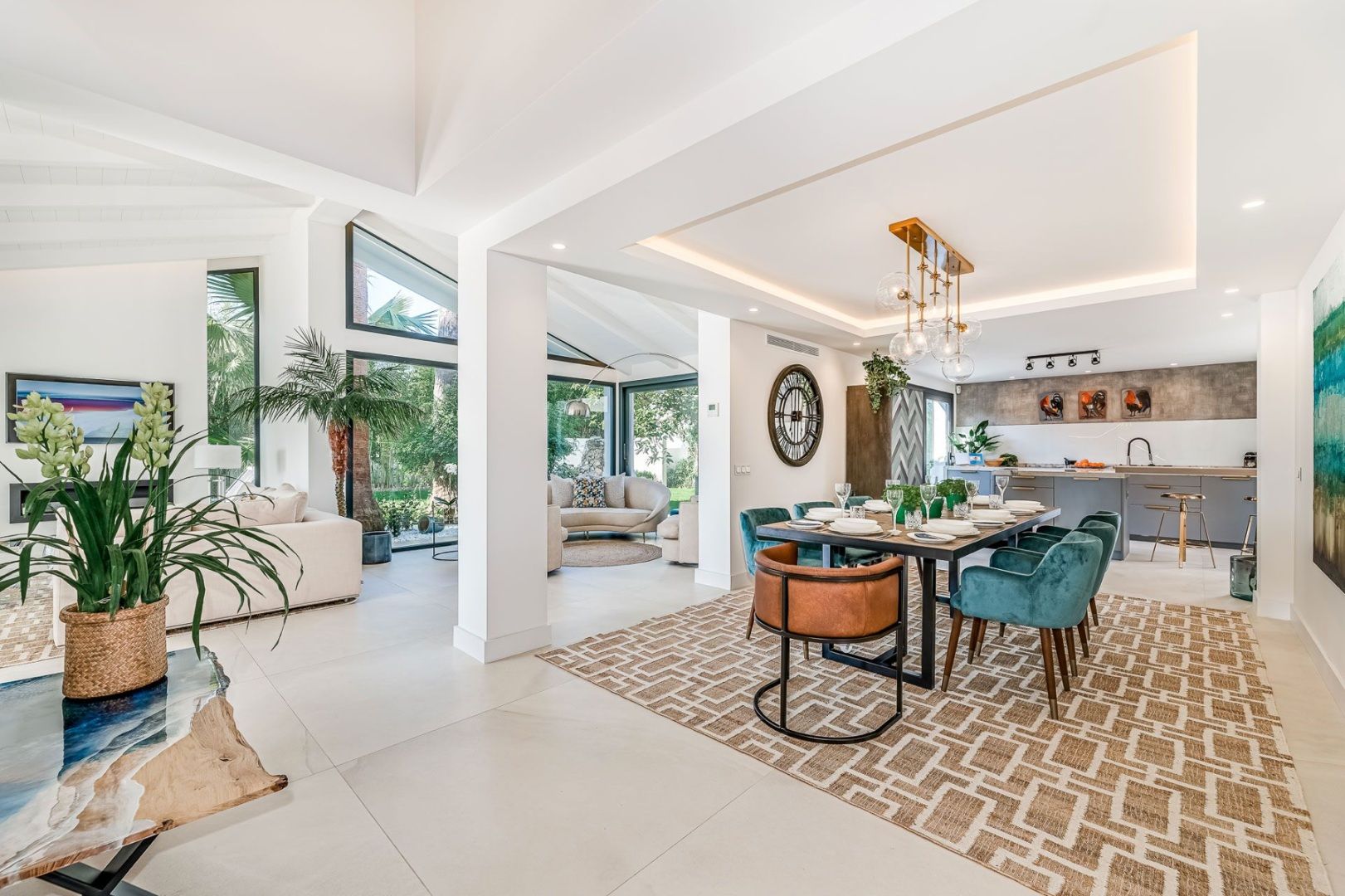 ZELDZAME EIGENTIJDSE VILLA IN IBIZA-STIJL IN NAGUELES foto 2