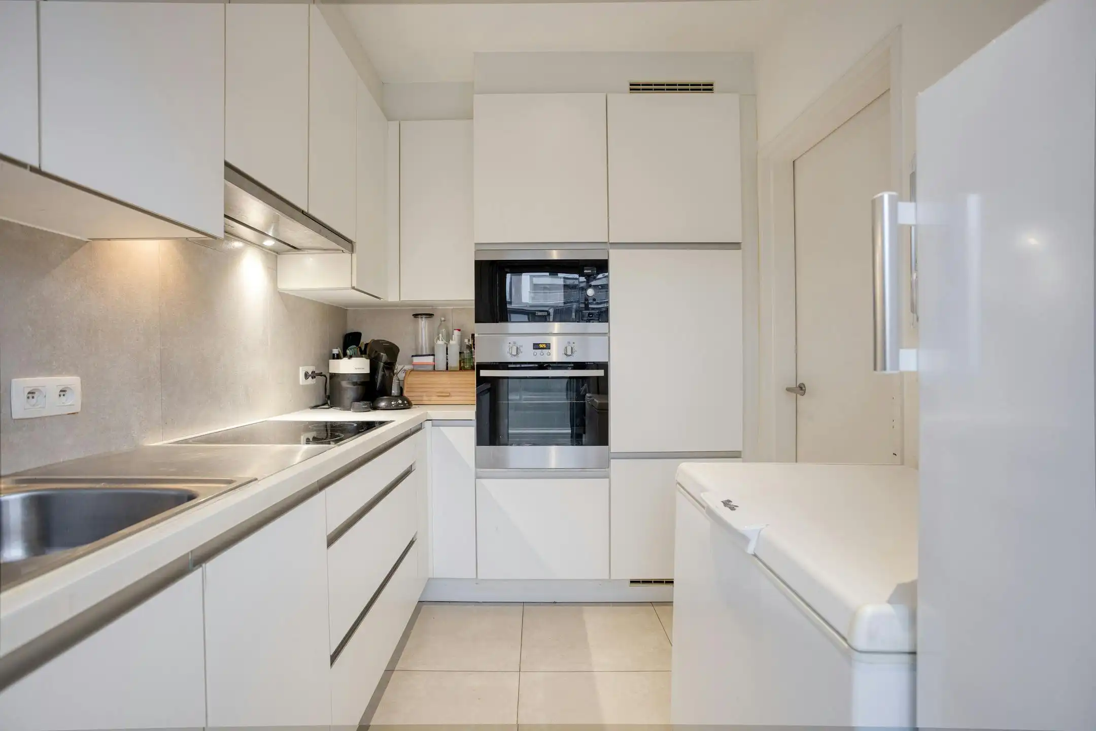 Gerenoveerd 3 Slaapkamer appartement in Banneuxwijk foto 4