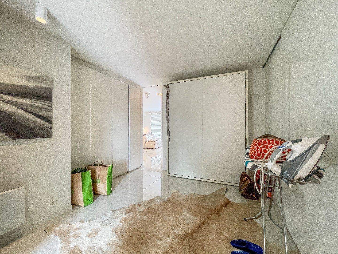 Aangename penthouse (gemeubeld) met ruim zonneterras gelegen op de Kustlaan vlakbij het Lichttorenplein.  foto 17