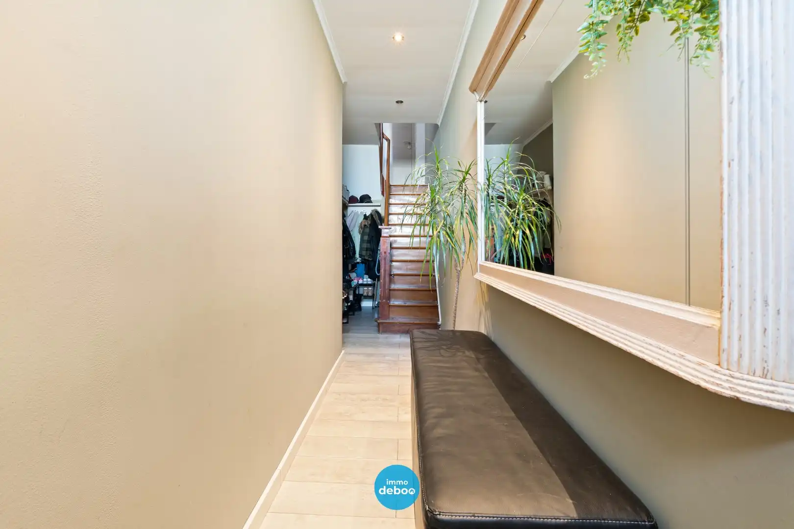 Instapklare gezinswoning met zuidgerichte tuin foto 9