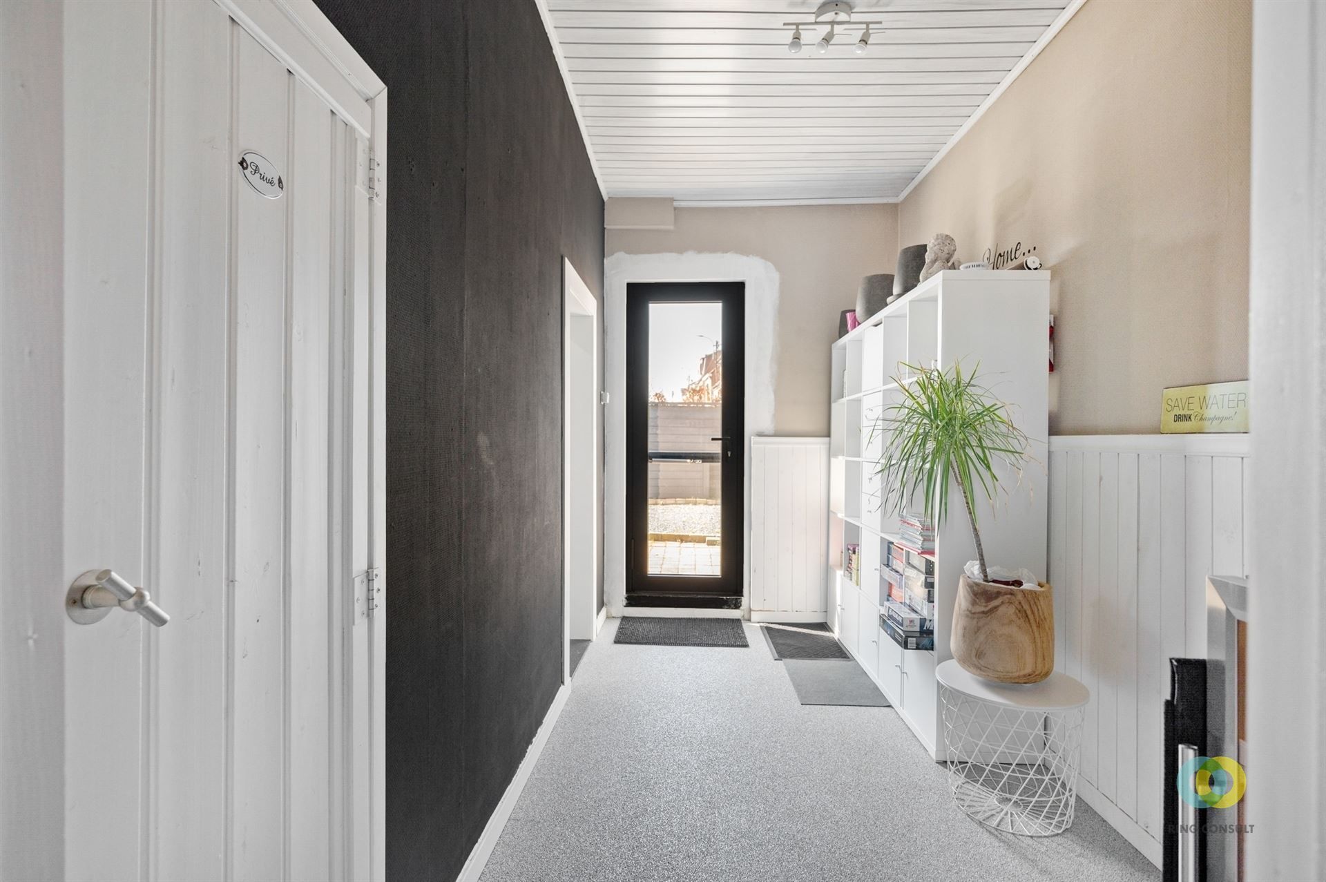 Woning met tuin en carport foto 7